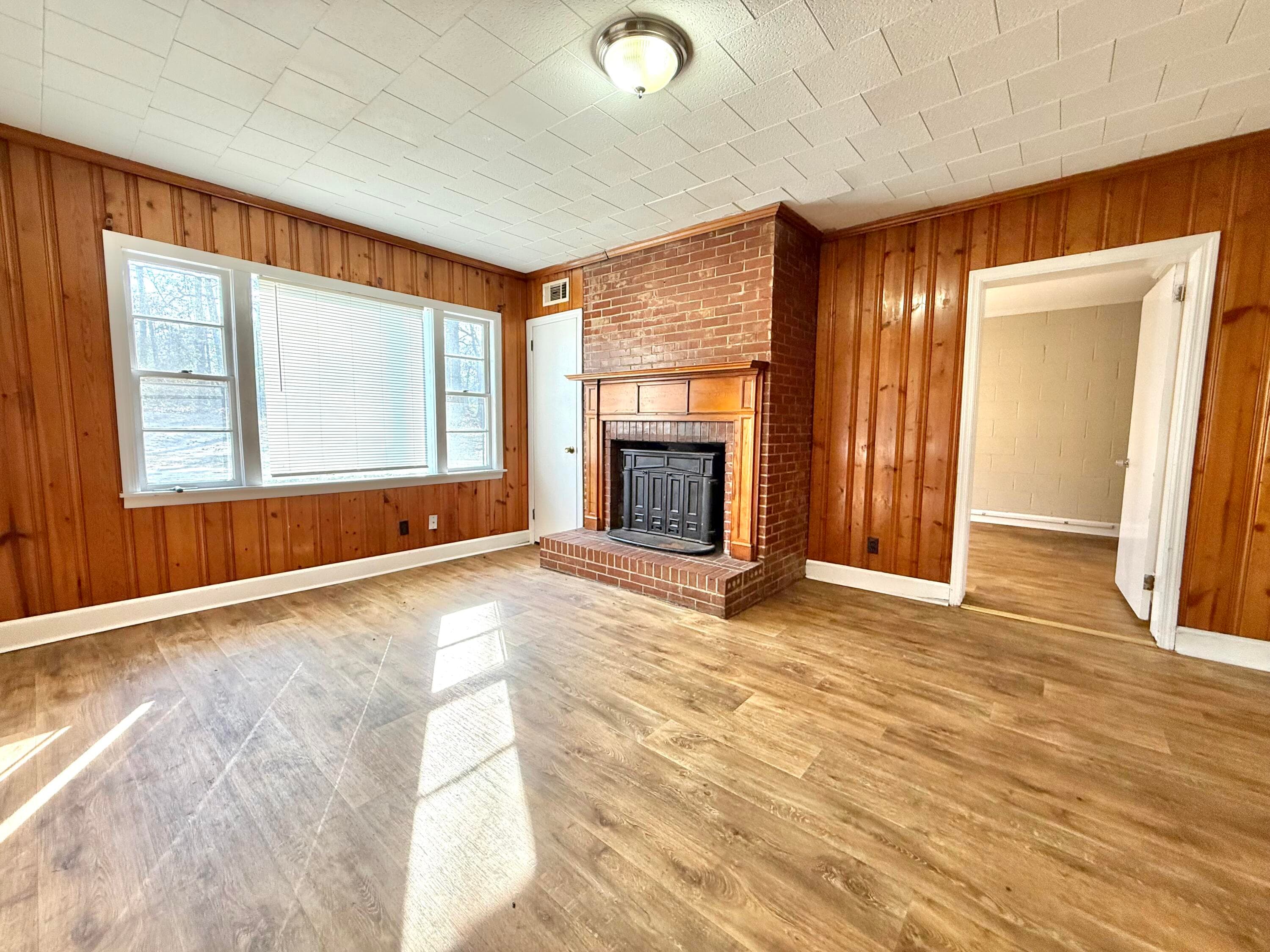 Duplex at 168 Rivers Circle, Thomson, GA 30824, photo 7 of 29