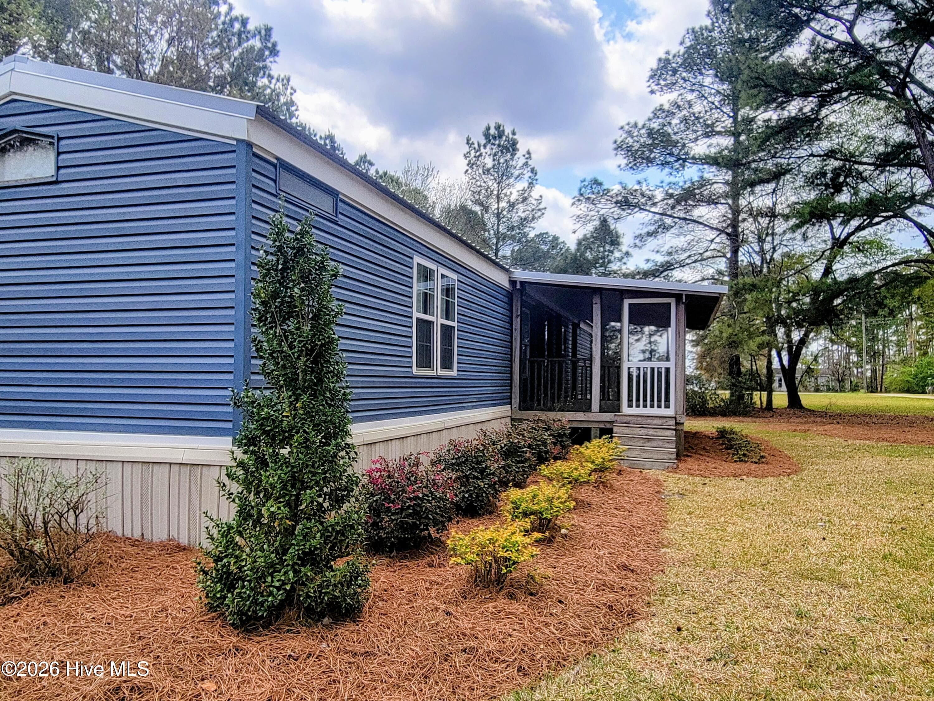 74 Woodlief Drive, Elizabethtown, NC 28337