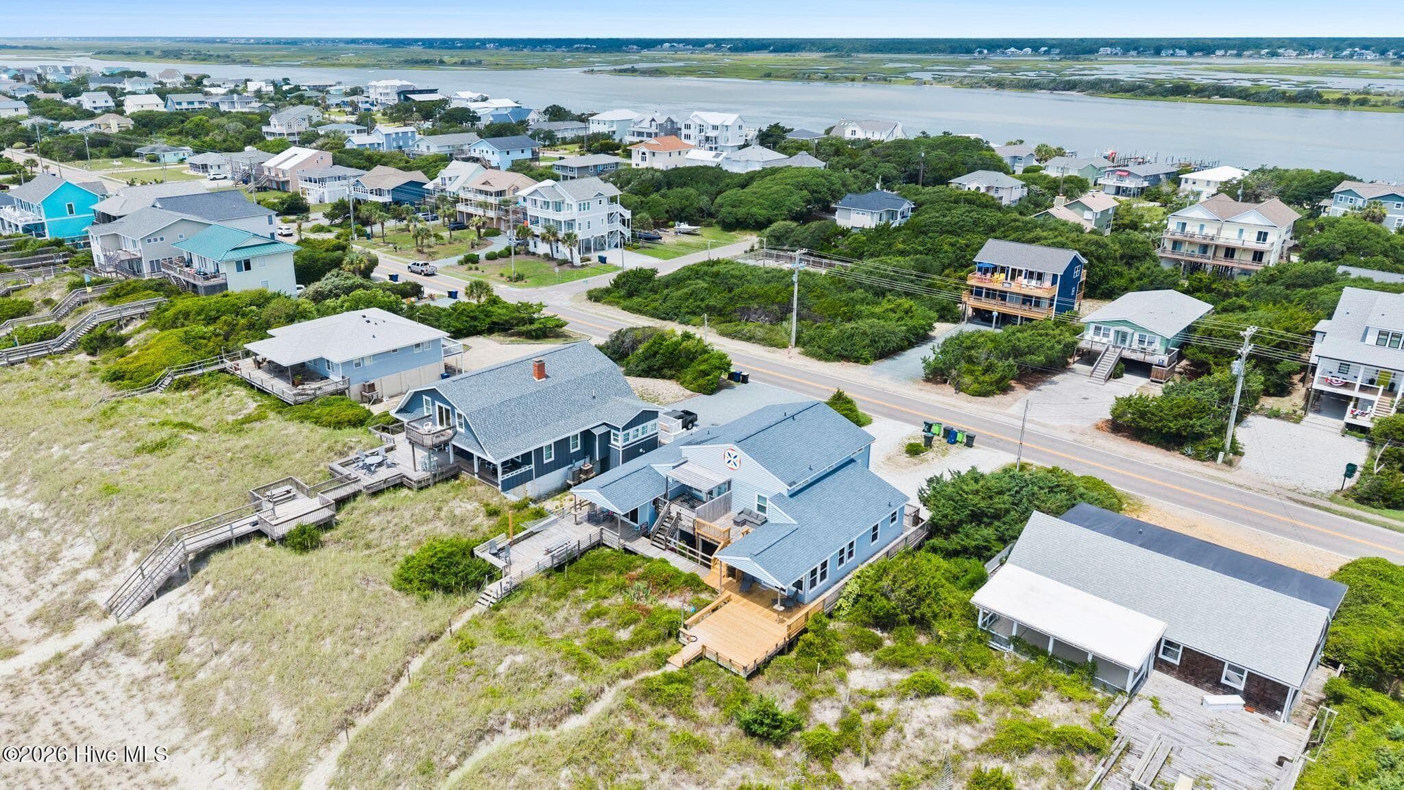 Topsail Beach: where being between the ocean and the sound is just normal. - 129 S Anderson Boulevard A, Topsail Beach, NC 28445