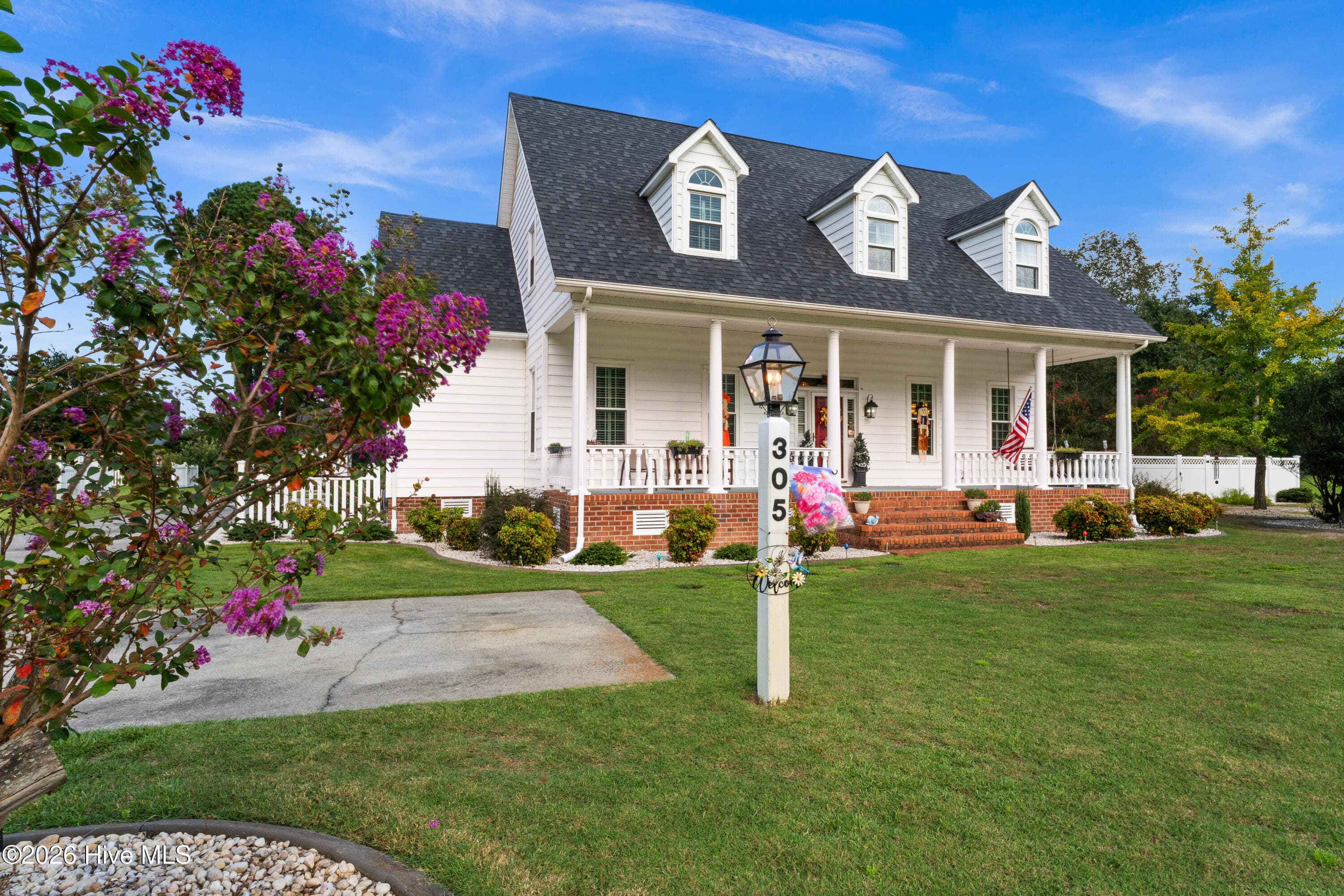 Single Family Residence at 305 Fox Ridge Road, Warsaw, NC 28398, Warsaw, photo 4 of 63
