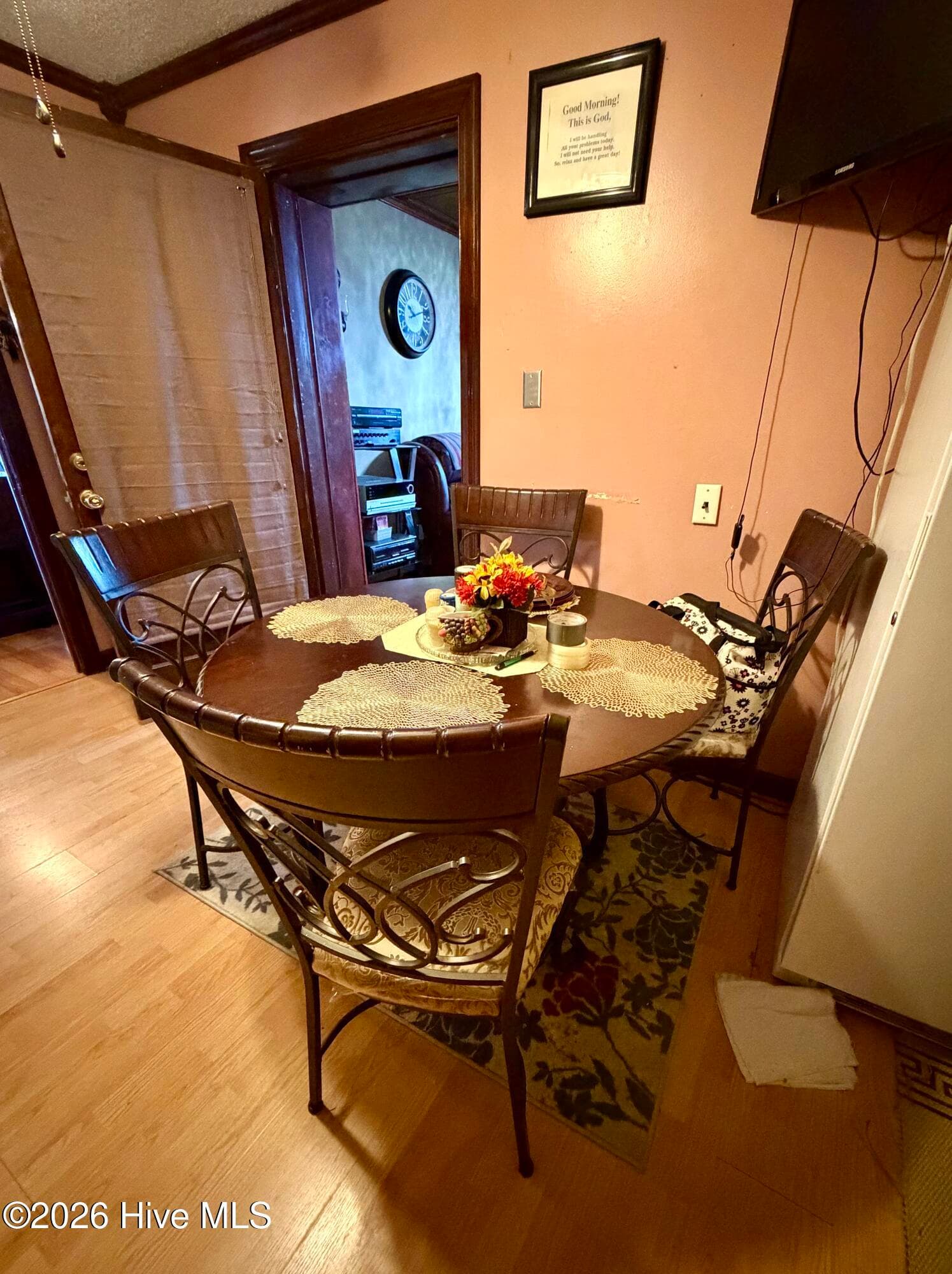 Breakfast nook - 5978 Hwy 258 S, Deep Run, NC 28525