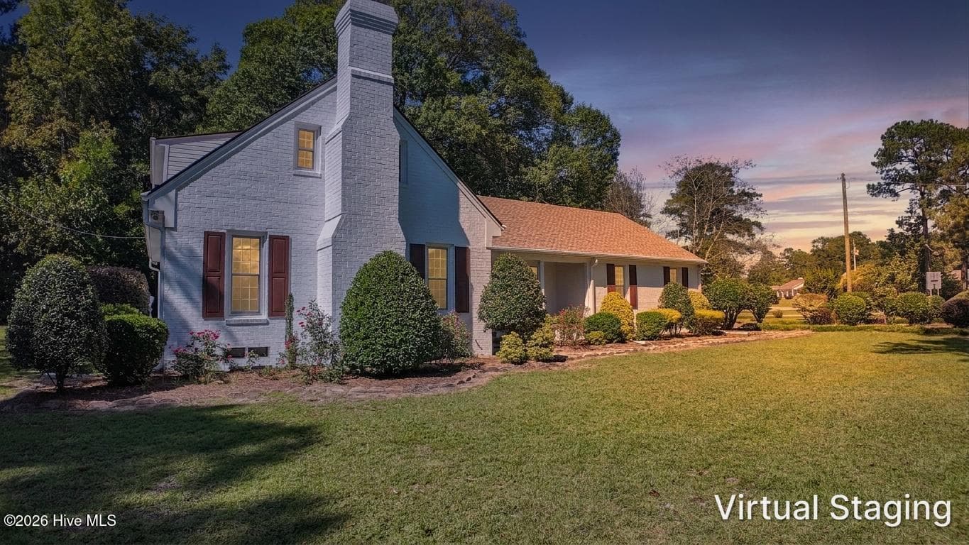 Single Family Residence at 101 Forest Drive, Clinton, NC 28328, photo 3 of 38