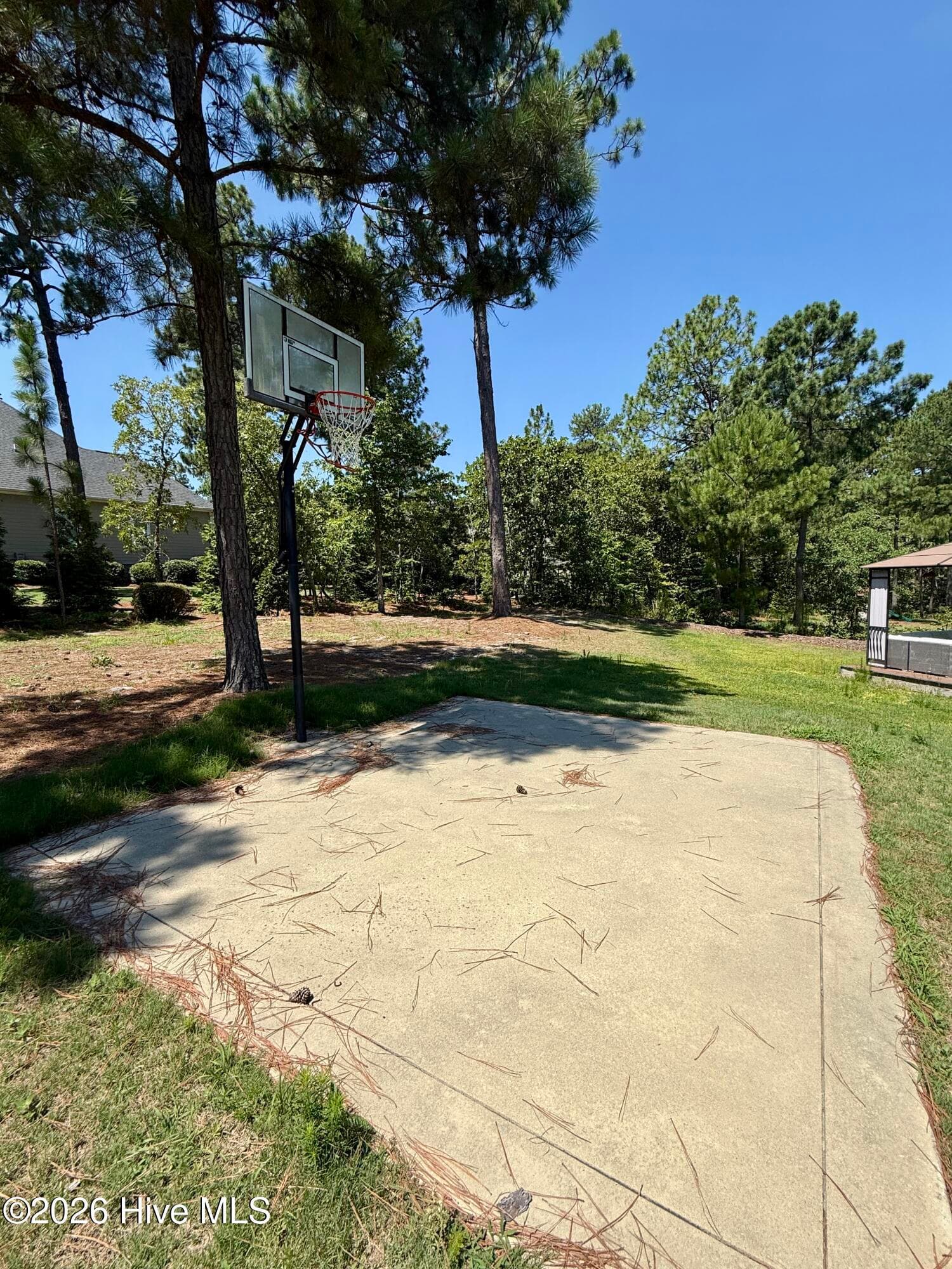 basketball pad - 24 Banning Drive, Whispering Pines, NC 28327
