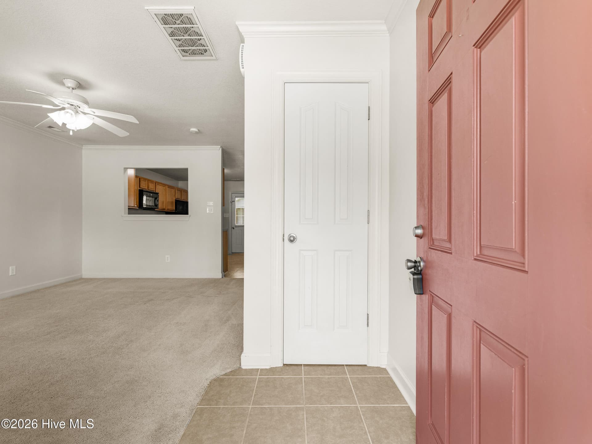 Townhouse at 403 Springwood Drive, Jacksonville, NC 28546, photo 6 of 30