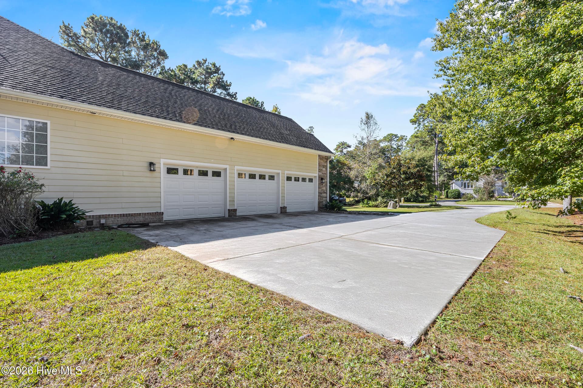 Single Family Residence at 707 N Green Tee Road, Hampstead, NC 28443, photo 50 of 63