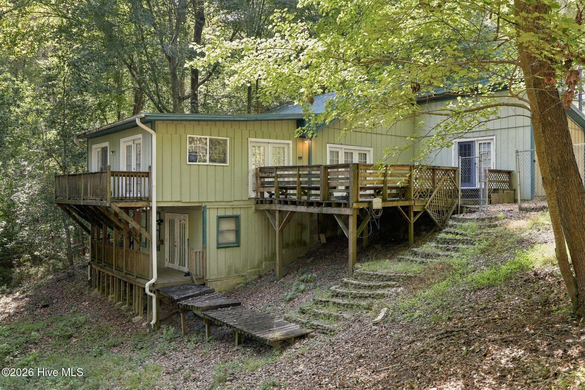 Single Family Residence at 400 Fort Hill Drive, Blounts Creek, NC 27814, photo 11 of 38
