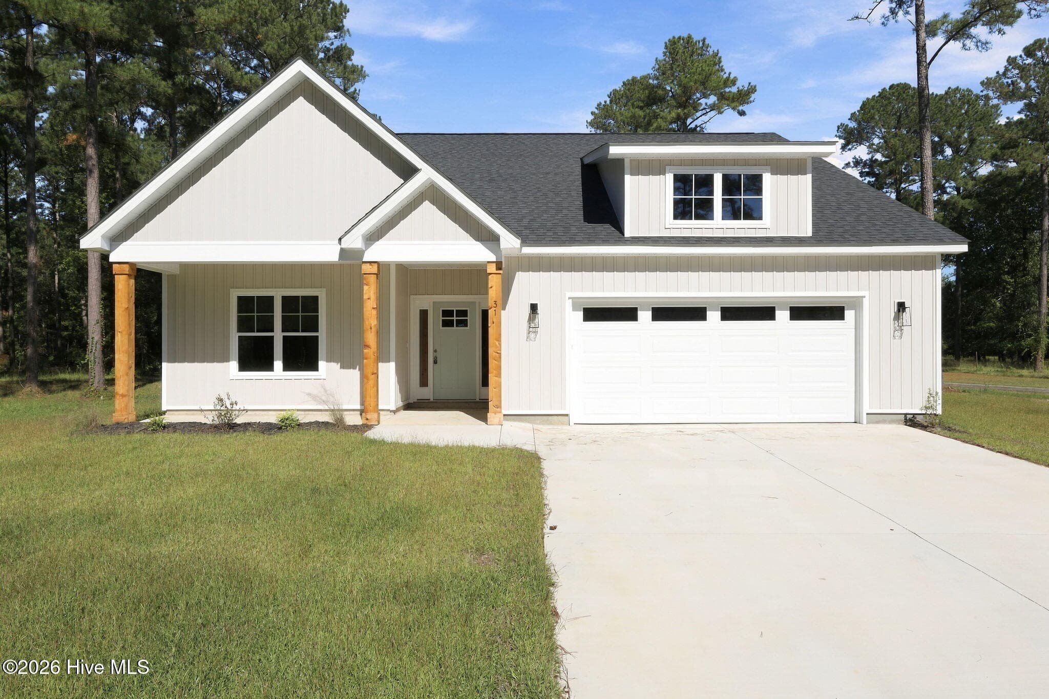 Single Family Residence at 31 Currituck Court, Oriental, NC 28571, photo 4 of 93