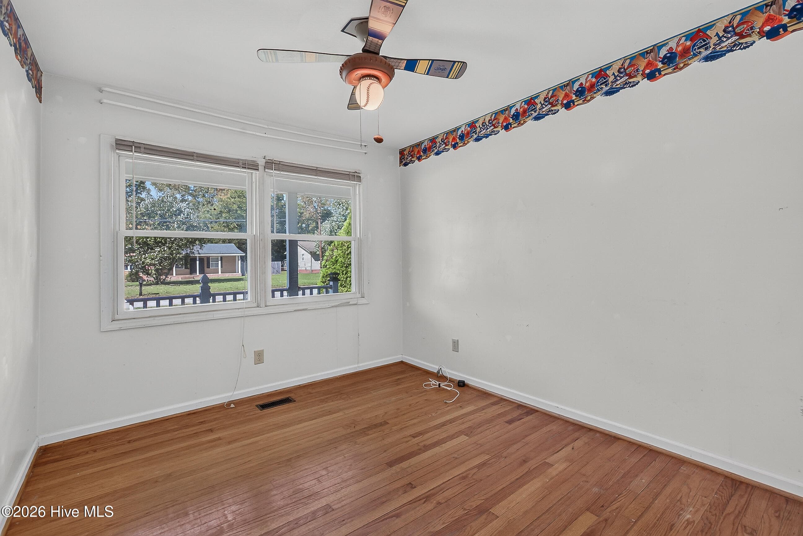 Single Family Residence at 115 Shamrock Drive, Jacksonville, NC 28540, photo 24 of 38