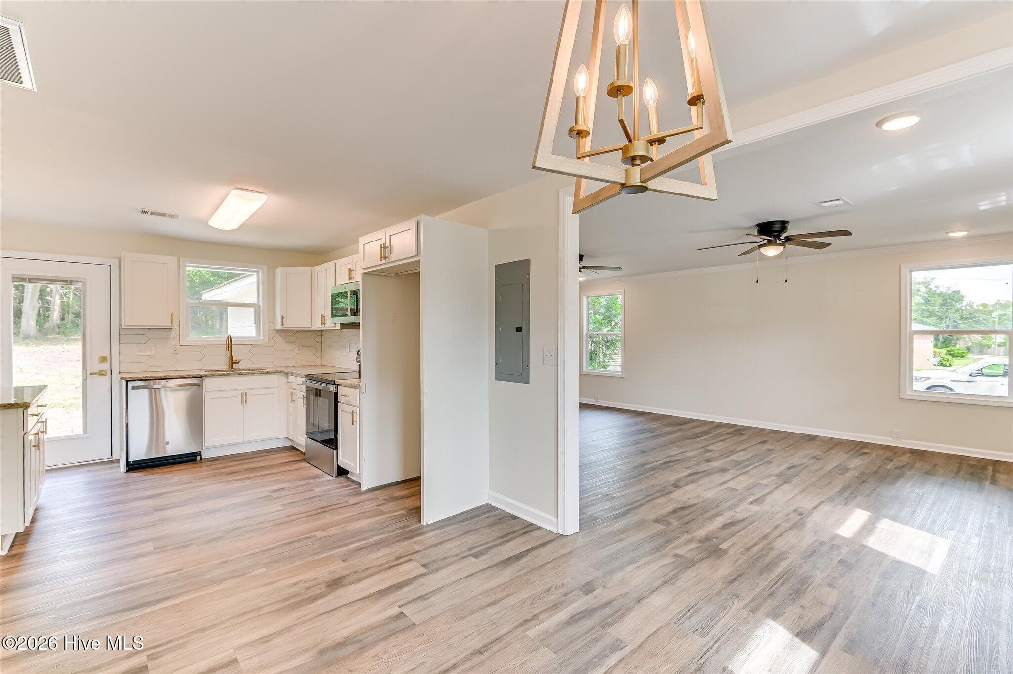 Single Family Residence at 1911 Elizabeth Drive, Augusta, GA 30906, photo 12 of 34