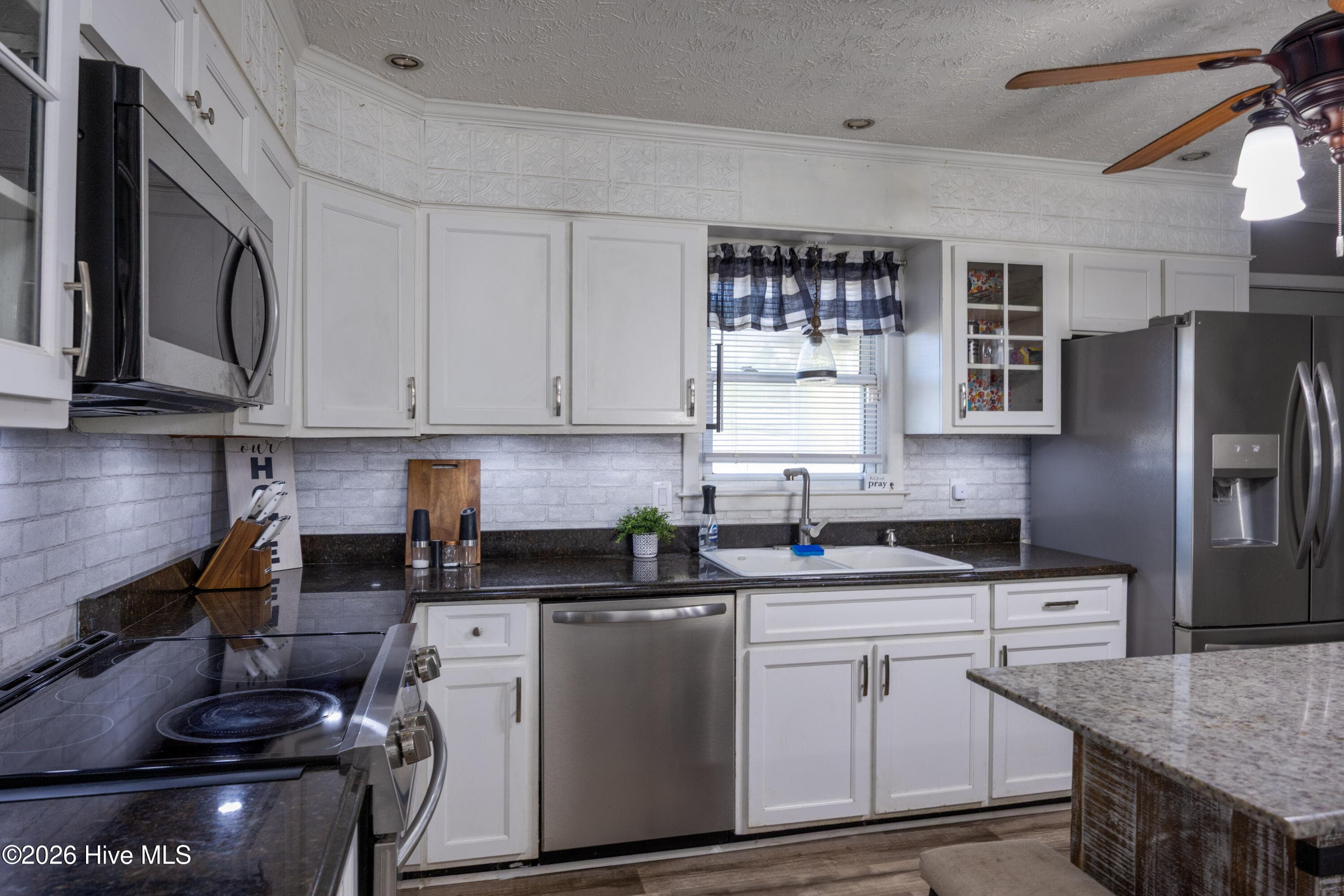 Single Family Residence at 4931 Faison Highway, Clinton, NC 28328, photo 16 of 58