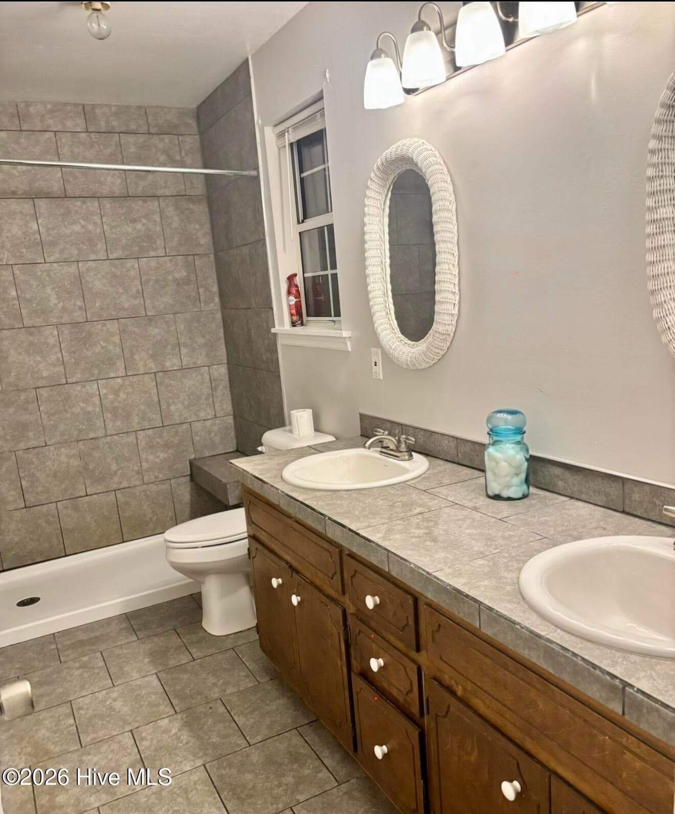 Owner On-Suite Bath - 1951 Stagecoach Road NE, Thomson, GA 30824