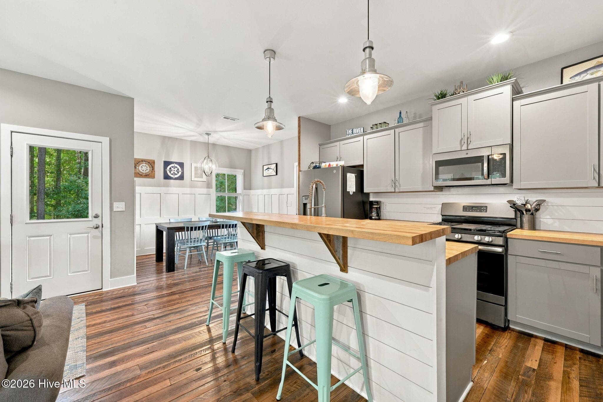Townhouse at 956 Mill Creek Drive A, Minnesott Beach, NC 28510, photo 3 of 9