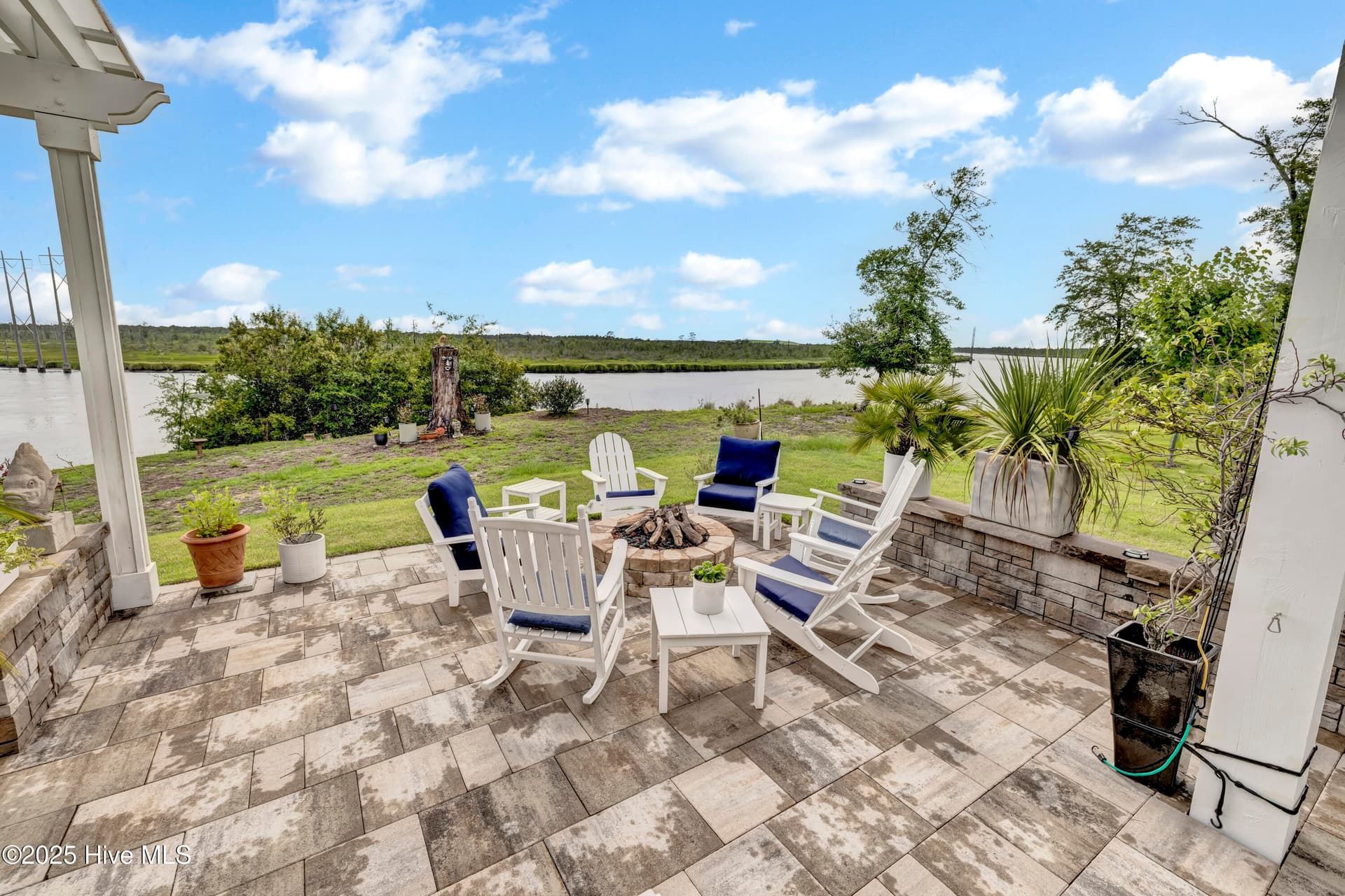 Back patio overlooking river - 3623 White Cliffs Drive, Castle Hayne, NC 28429