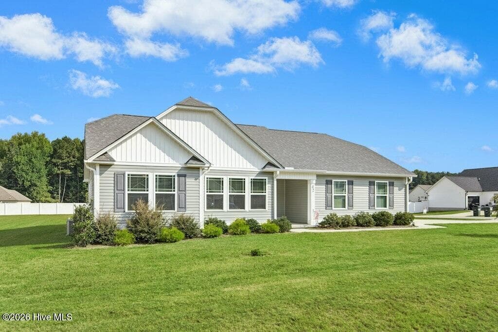 Single Family Residence at 42 River Banks Drive, Kenly, NC 27542, photo 4 of 33