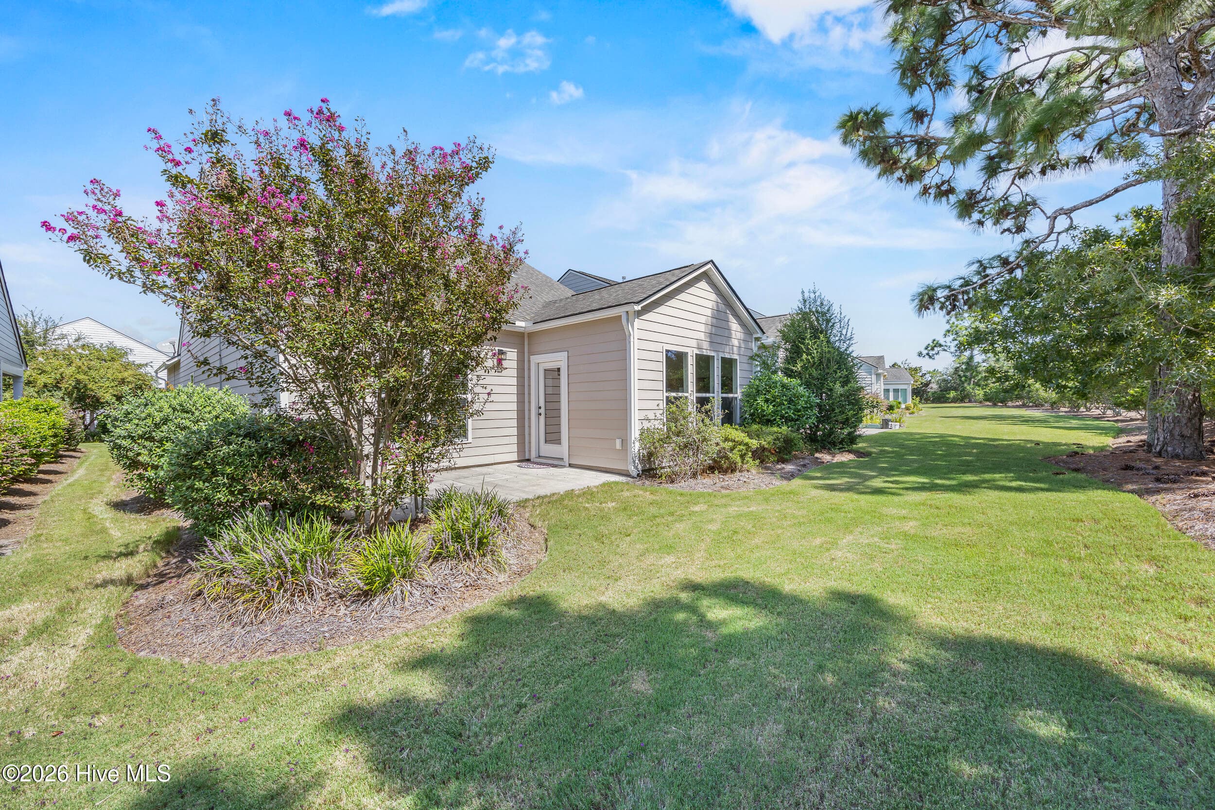 Single Family Residence at 3708 Old Sand Mine Drive, Wilmington, NC 28412, photo 33 of 43