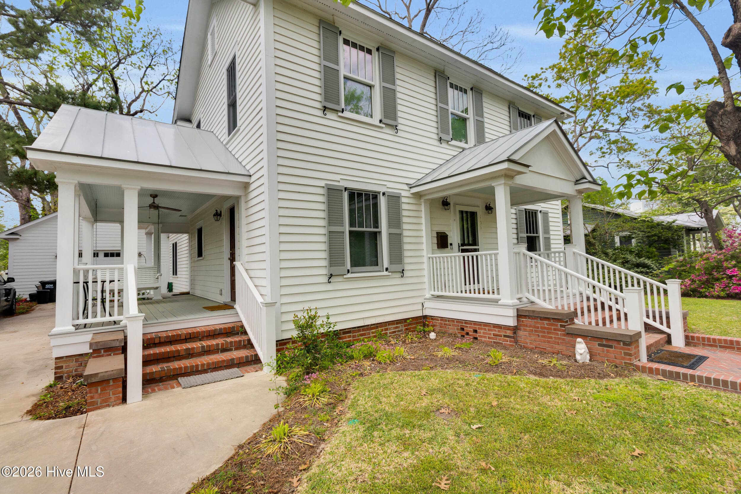 Front - 404 Avenue C, New Bern, NC 28560