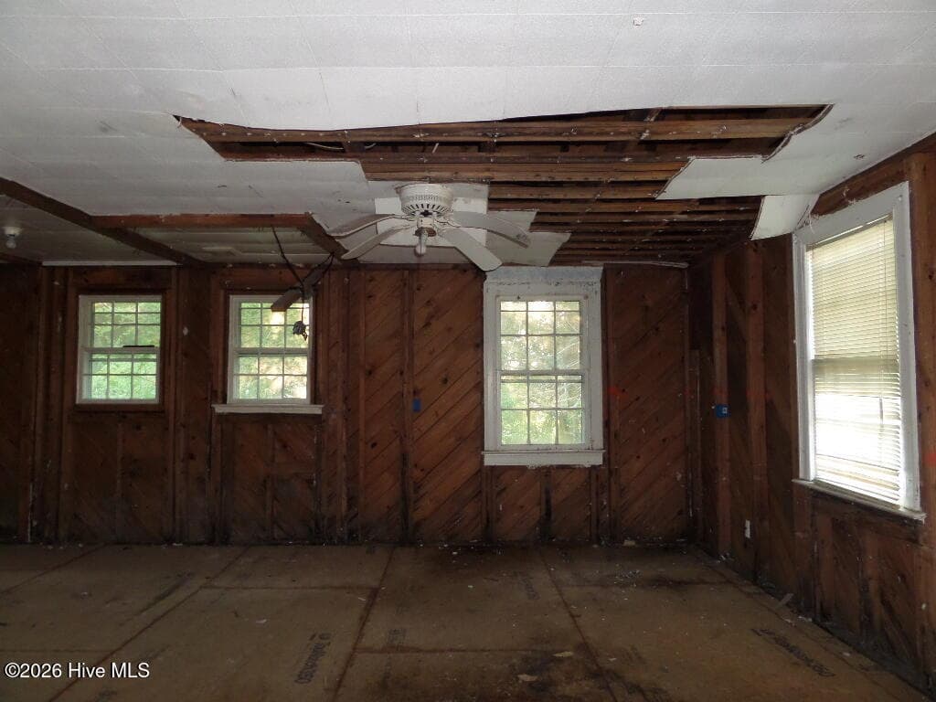 Single Family Residence at 201 Ellington Street, New Bern, NC 28560, photo 22 of 29