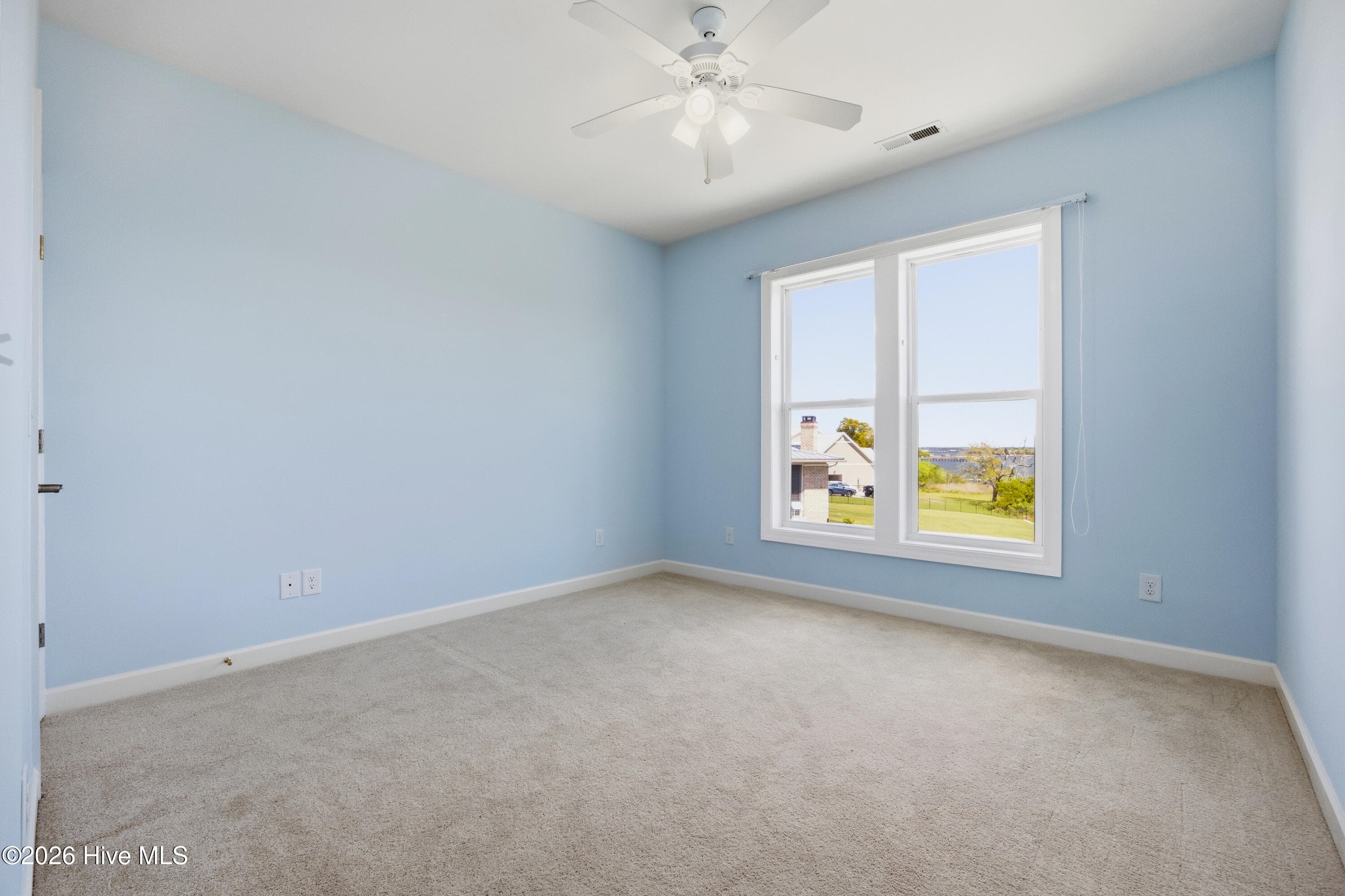 Upstairs Guest Bedroom - 106 Elizabeth Way Court, Swansboro, NC 28584
