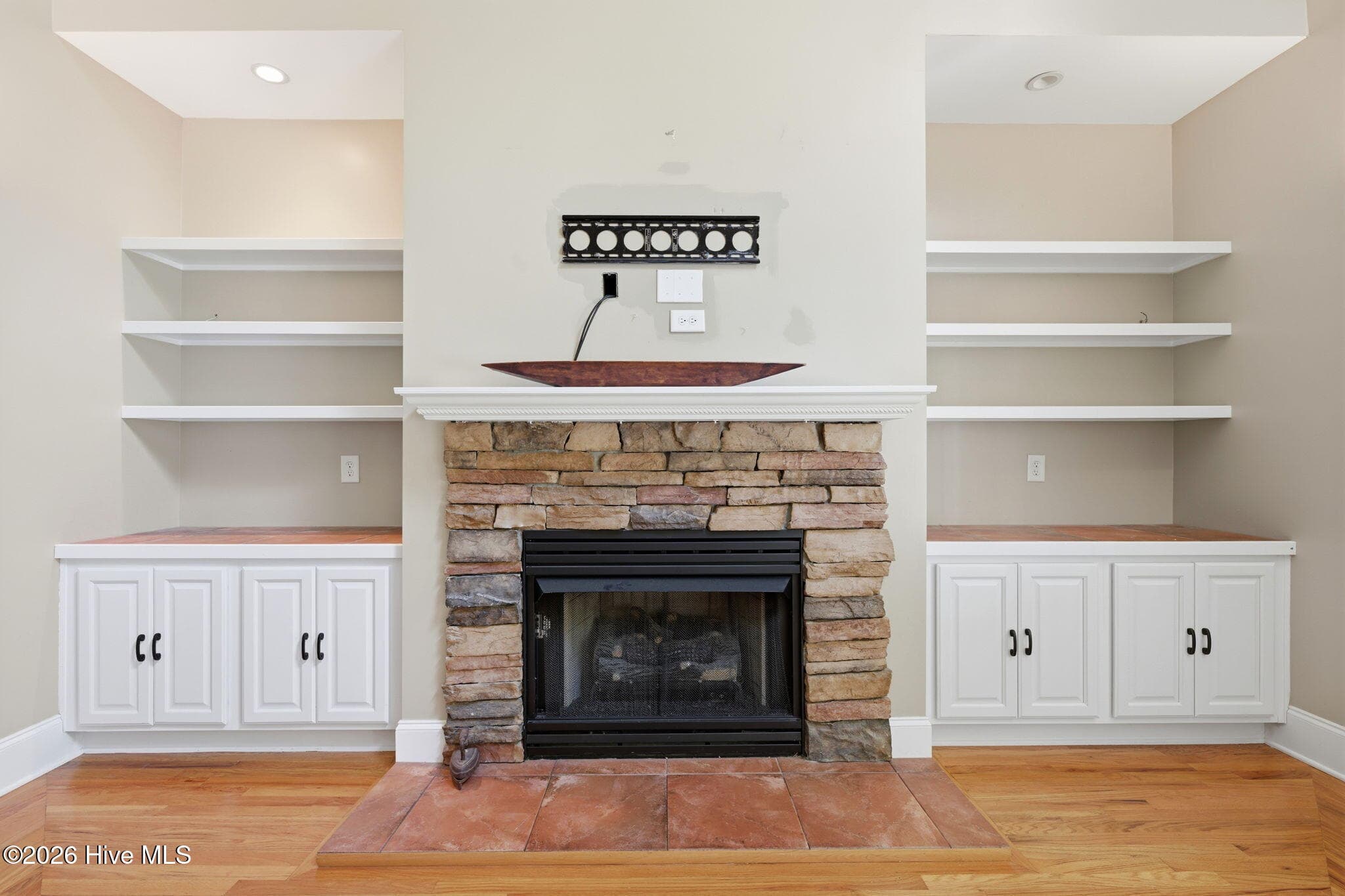Single Family Residence at 202 Emmen Road, New Bern, NC 28562, photo 14 of 50