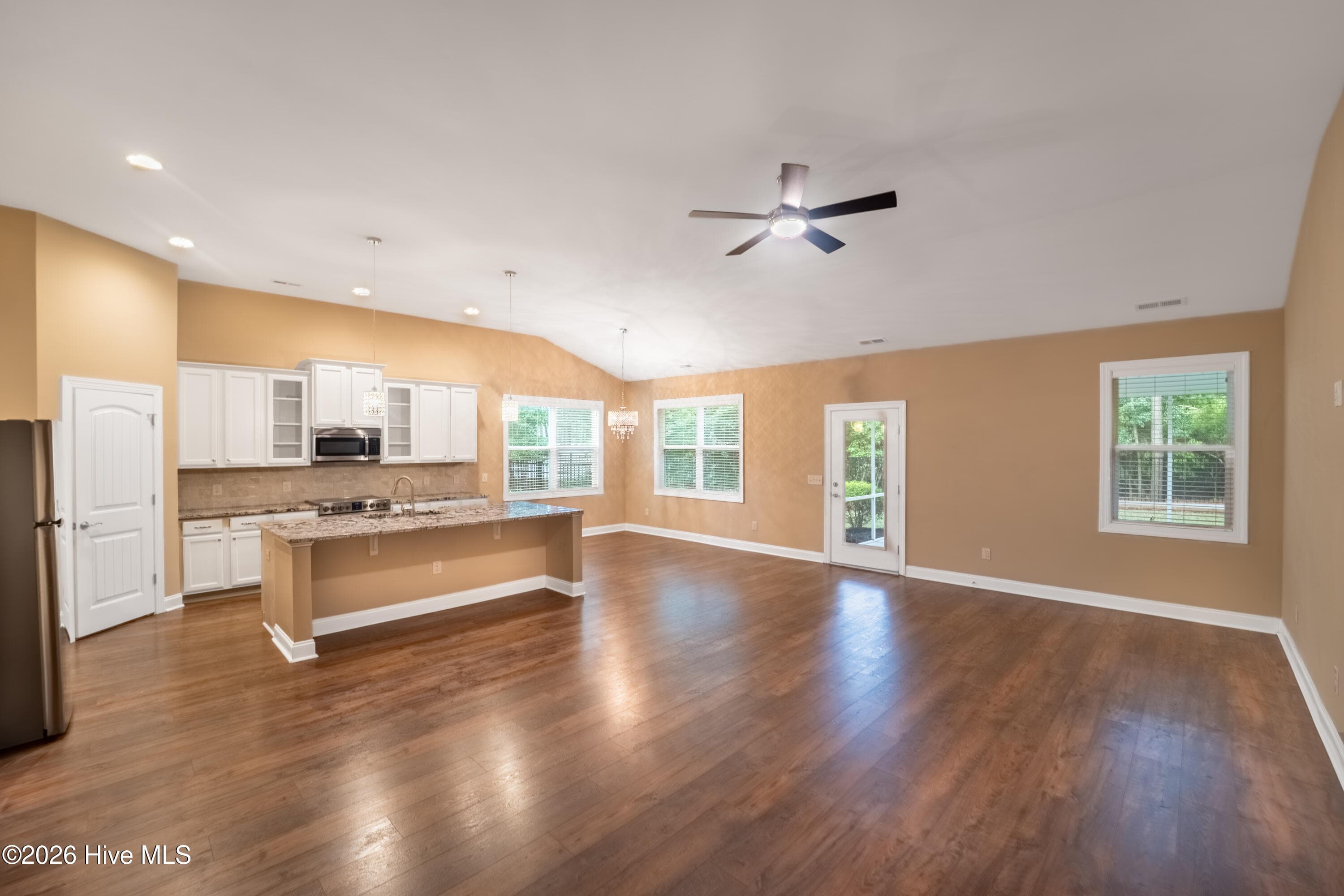 Single Family Residence at 1725 Yucca Court SW, Ocean Isle Beach, NC 28469, photo 5 of 42