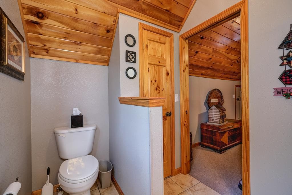 Single Family Residence at 78 Hawk Nest Place, Murphy, NC 28906, photo 43 of 83