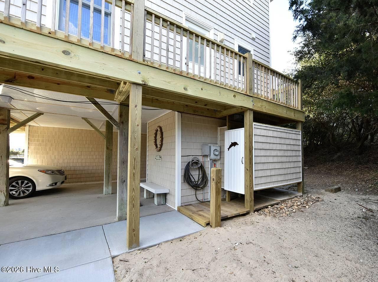 Outdoor Shower - 6820 Ocean Drive, Emerald Isle, NC 28594