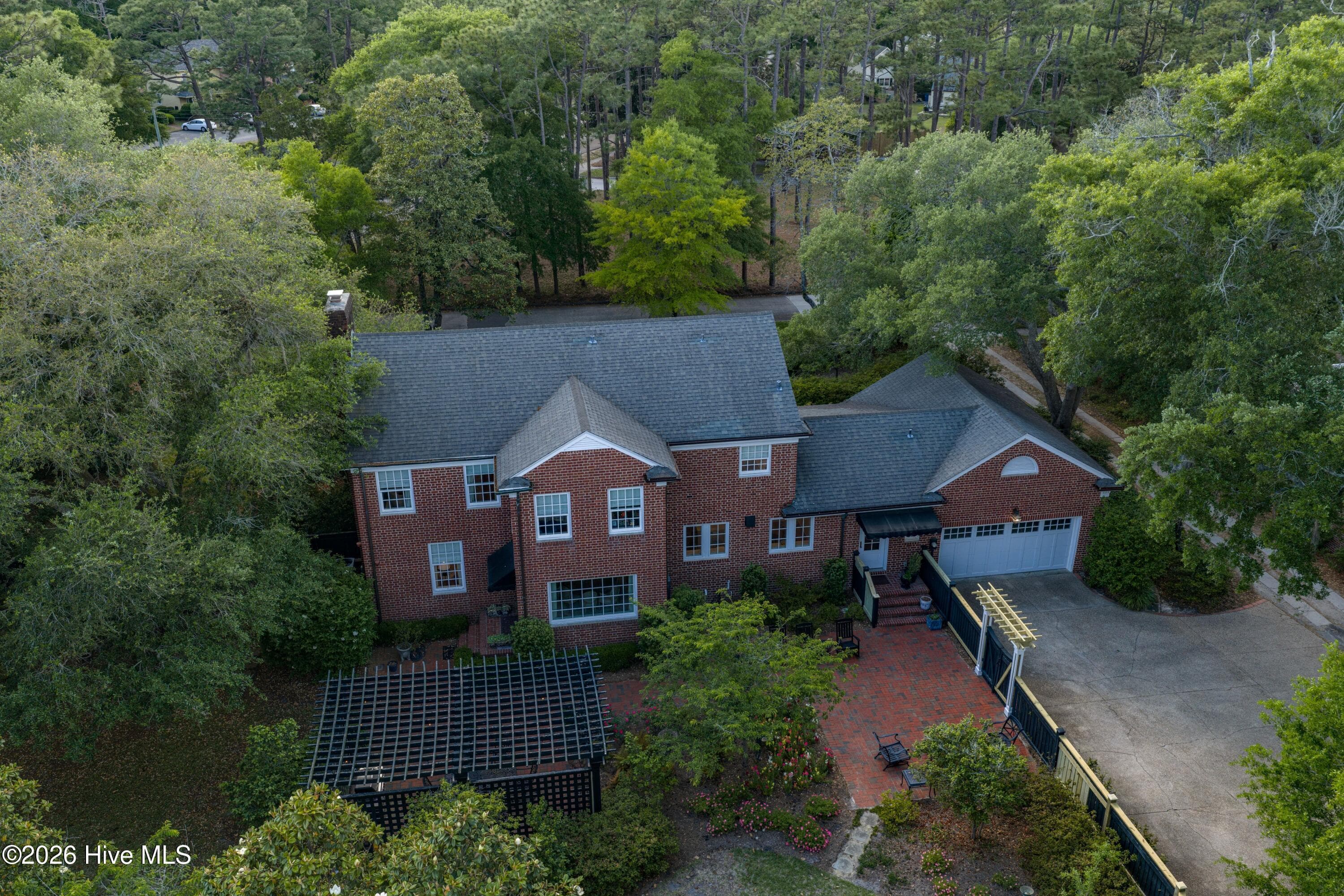 Single Family Residence at 1411 Live Oak Parkway, Wilmington, NC 28403, photo 58 of 63