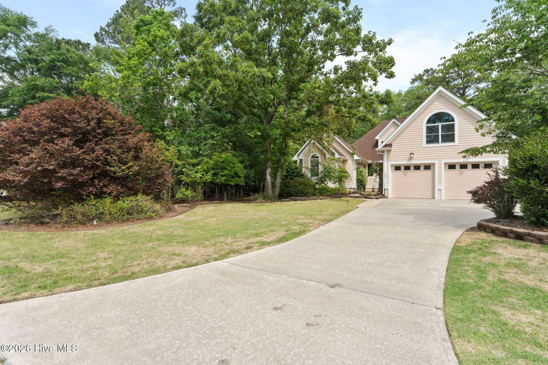Single Family Residence at 86 Plantation Passage Drive SE, Bolivia, NC 28422, photo 2 of 113