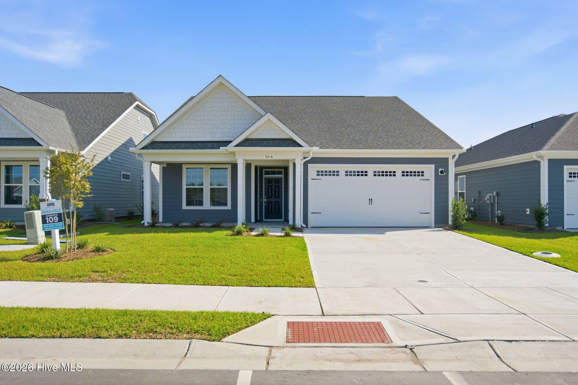 Single Family Residence at 5016 Freshbrook Way, Leland, NC 28451, photo 2 of 27