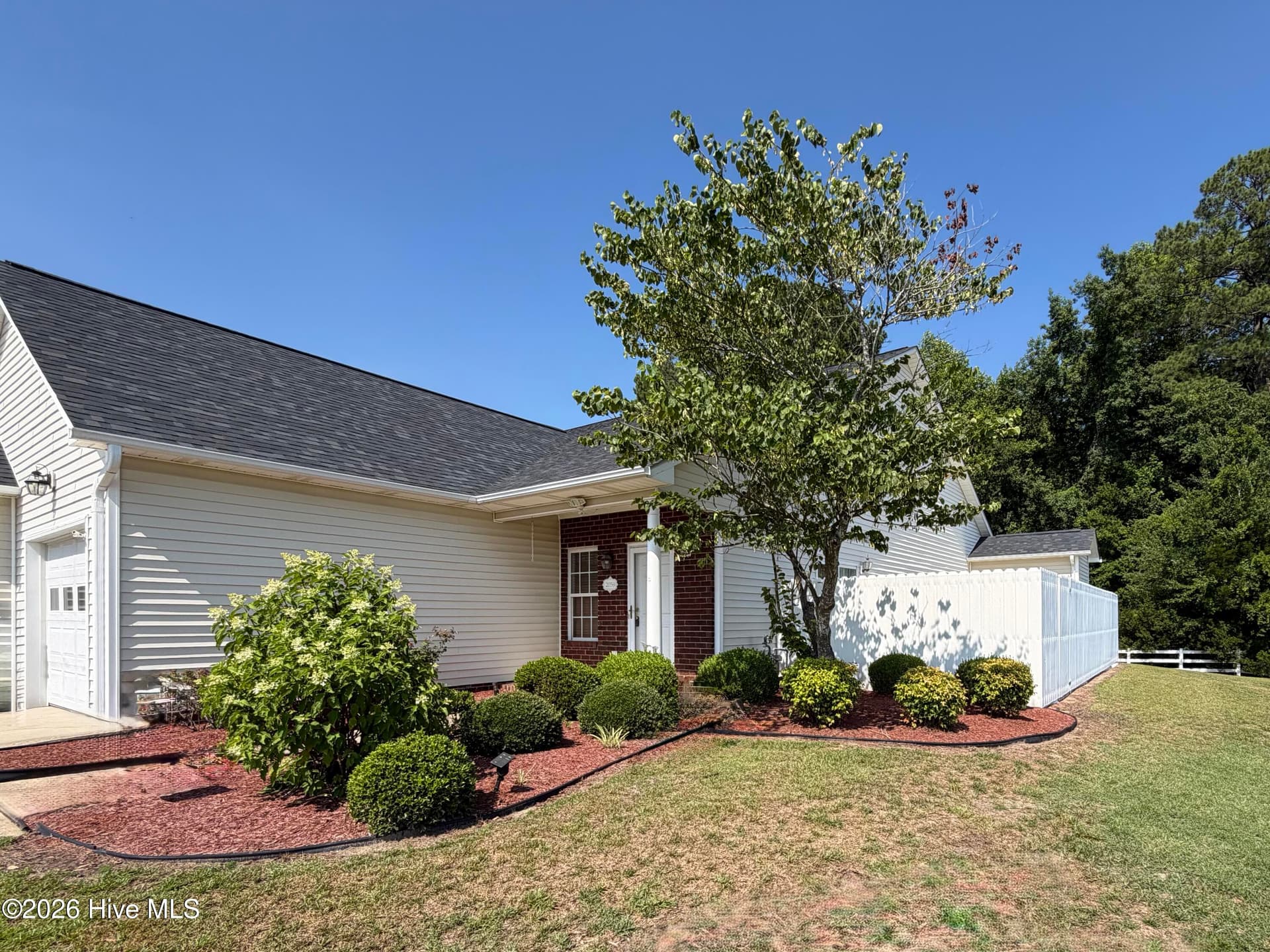 Townhouse at 2059 Briarwood Drive, Kinston, NC 28501