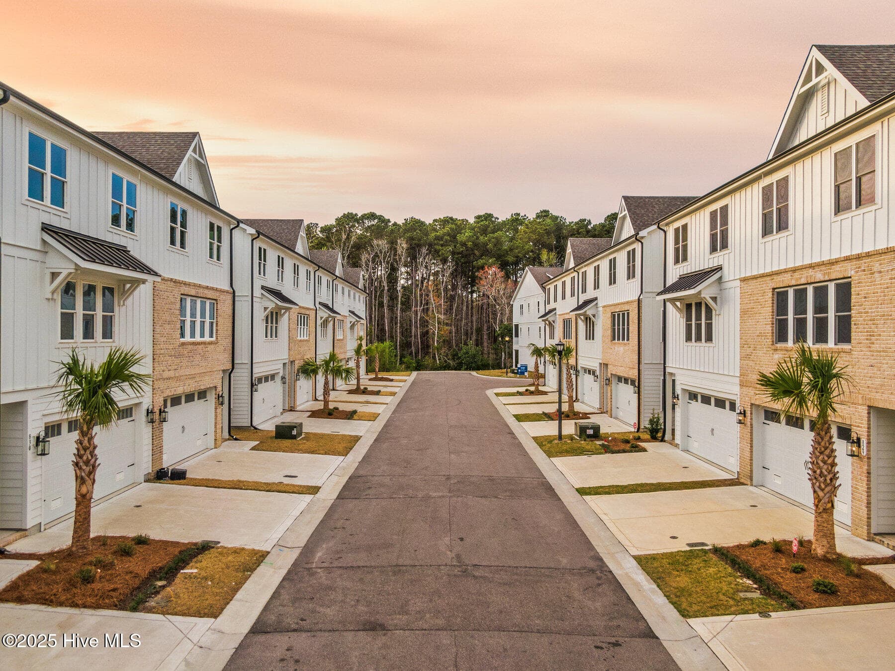 Townhouse at 826 Anchors Bend Way 6, Wilmington, NC 28411, photo 13 of 88