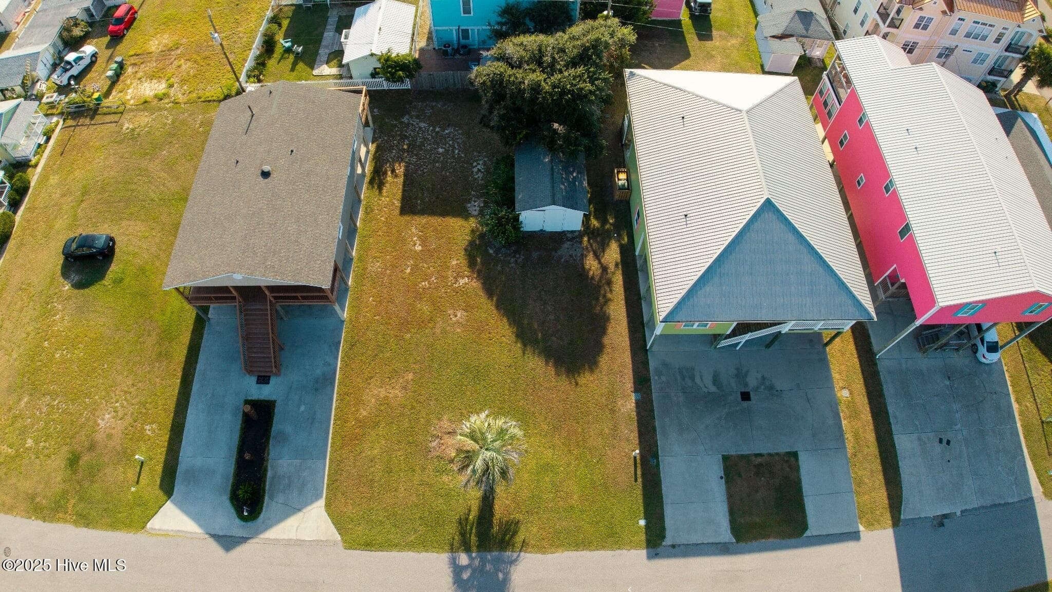 Residential Lot at 629 S Third Avenue, Kure Beach, NC 28449, photo 9 of 11