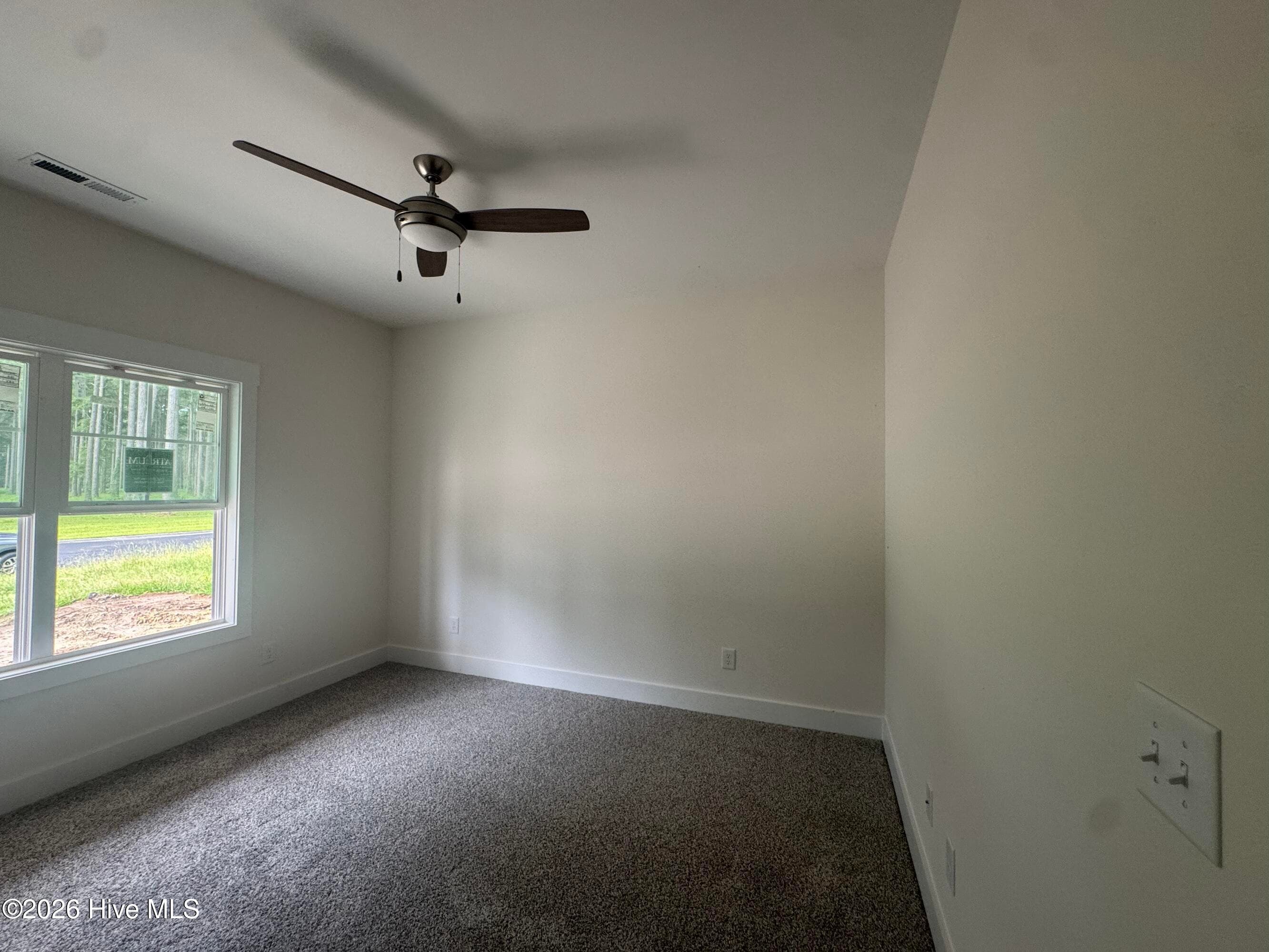 Single Family Residence at 31 Currituck Court, Oriental, NC 28571, photo 22 of 93