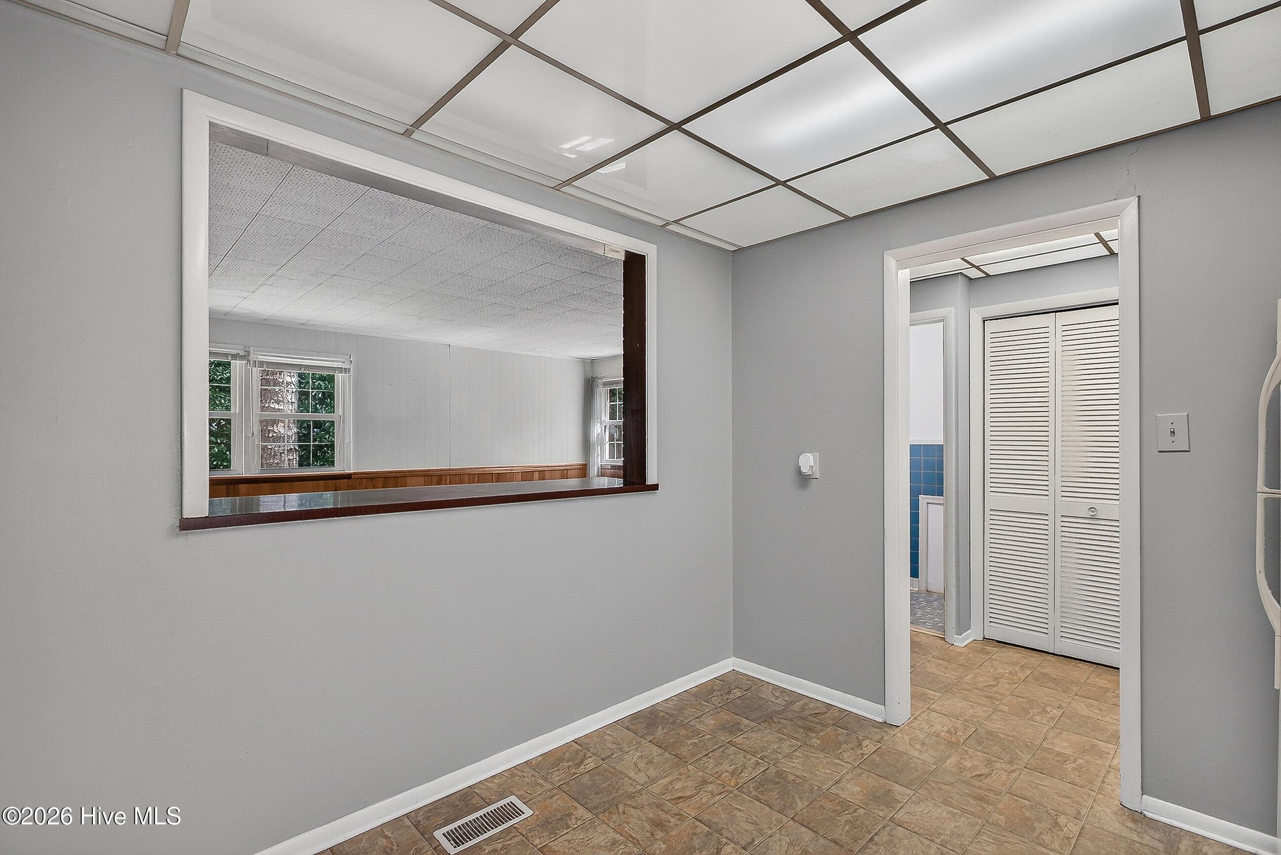 Single Family Residence at 300 Decatur Road, Jacksonville, NC 28540, photo 2 of 4