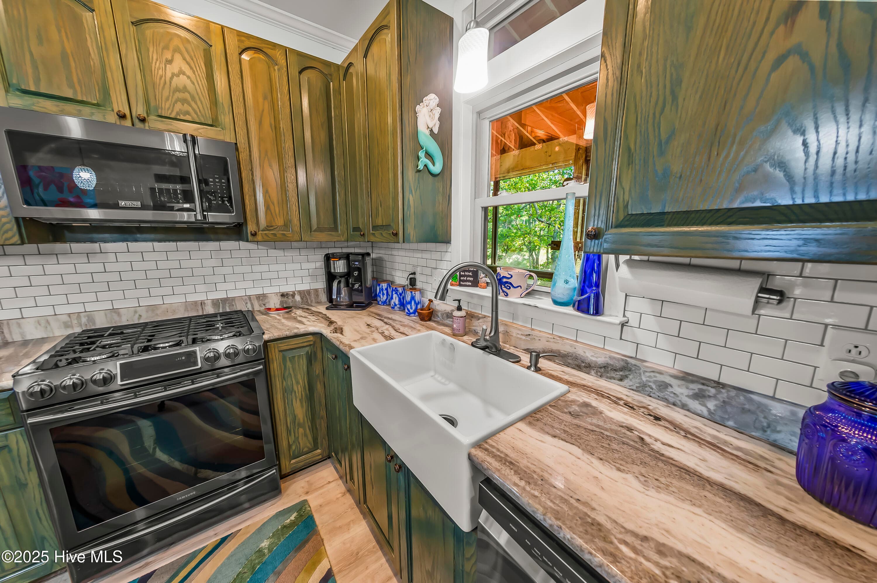 452 Indian Bluff Drive, Arapahoe, NC 28510