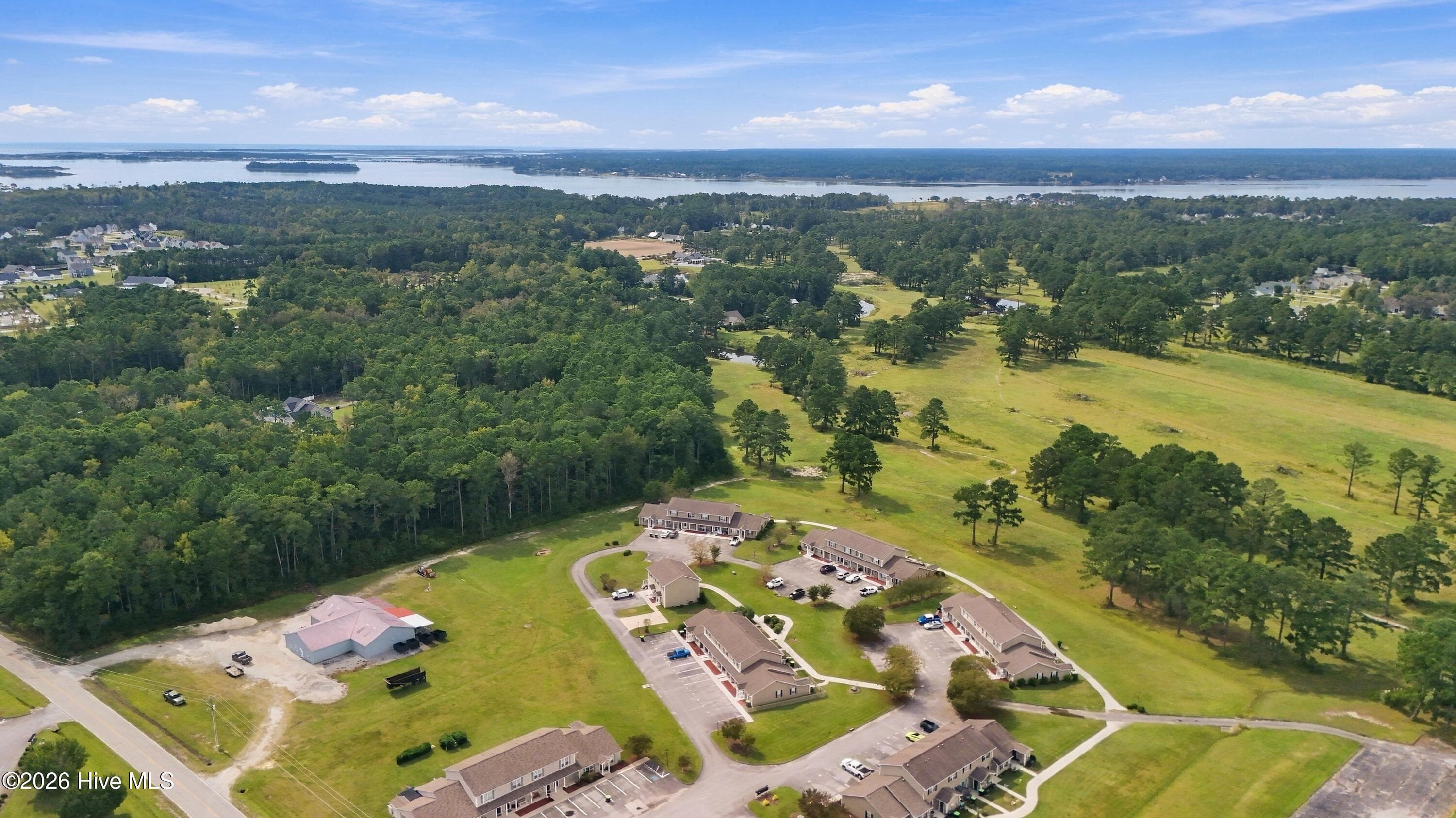 Townhouse at 601 Pelletier Loop Road G41, Swansboro, NC 28584, photo 10 of 40