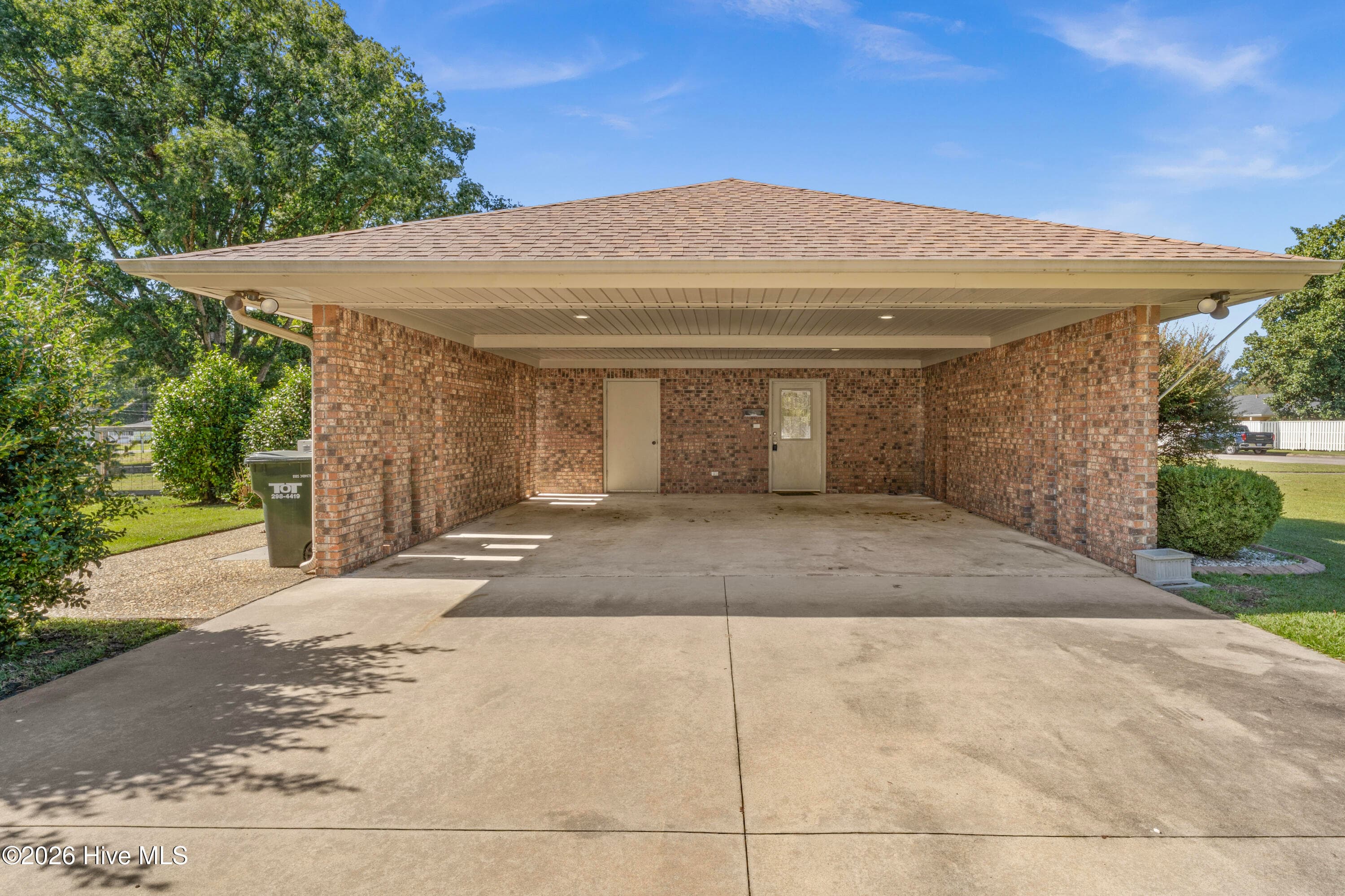 Single Family Residence at 616 E Murphy Street, Wallace, NC 28466, photo 44 of 122