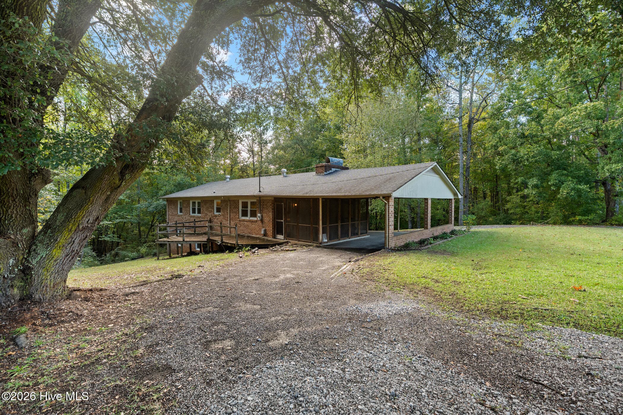 Single Family Residence at 121 Wayne Street, Rockingham, NC 28379, photo 2 of 30