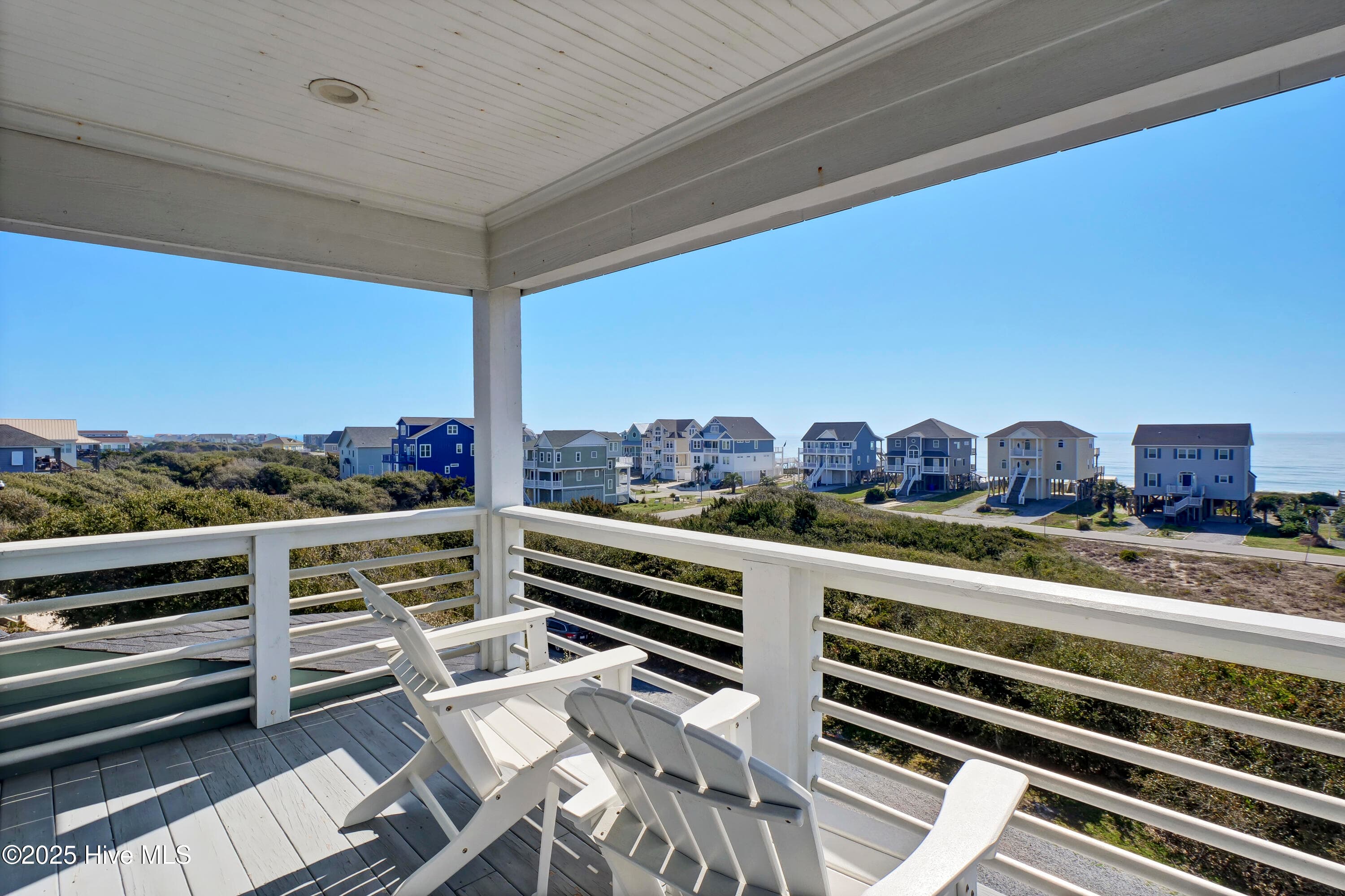 Single Family Residence at 6 Bottlenose Boulevard, North Topsail Beach, NC 28460, photo 9 of 51