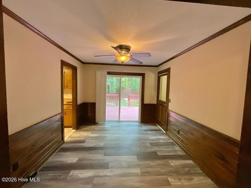 Single Family Residence at 8023 Royal Drive, Sanford, NC 27332, photo 4 of 10