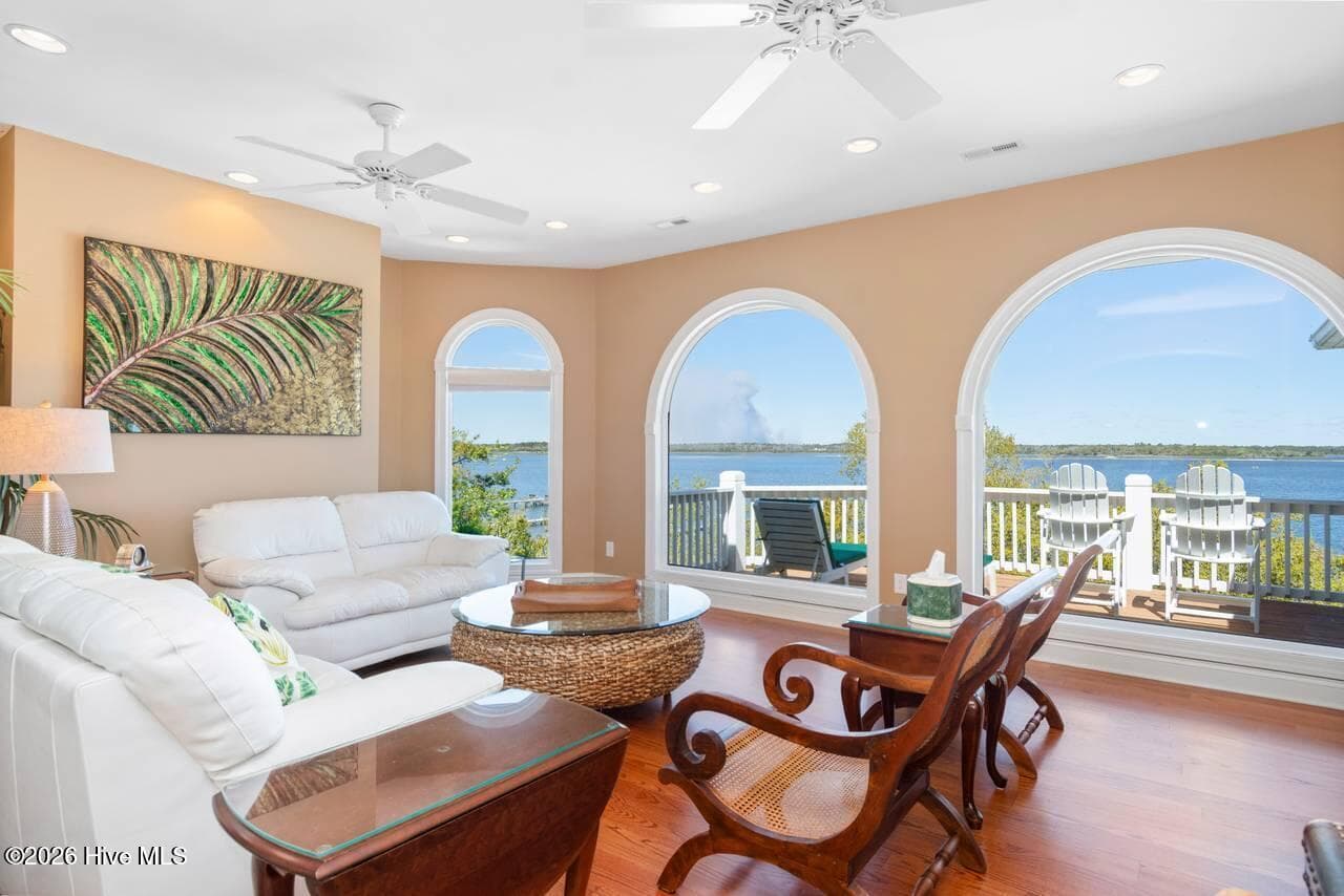 Upstairs Family Room - 7012 Sound Drive, Emerald Isle, NC 28594