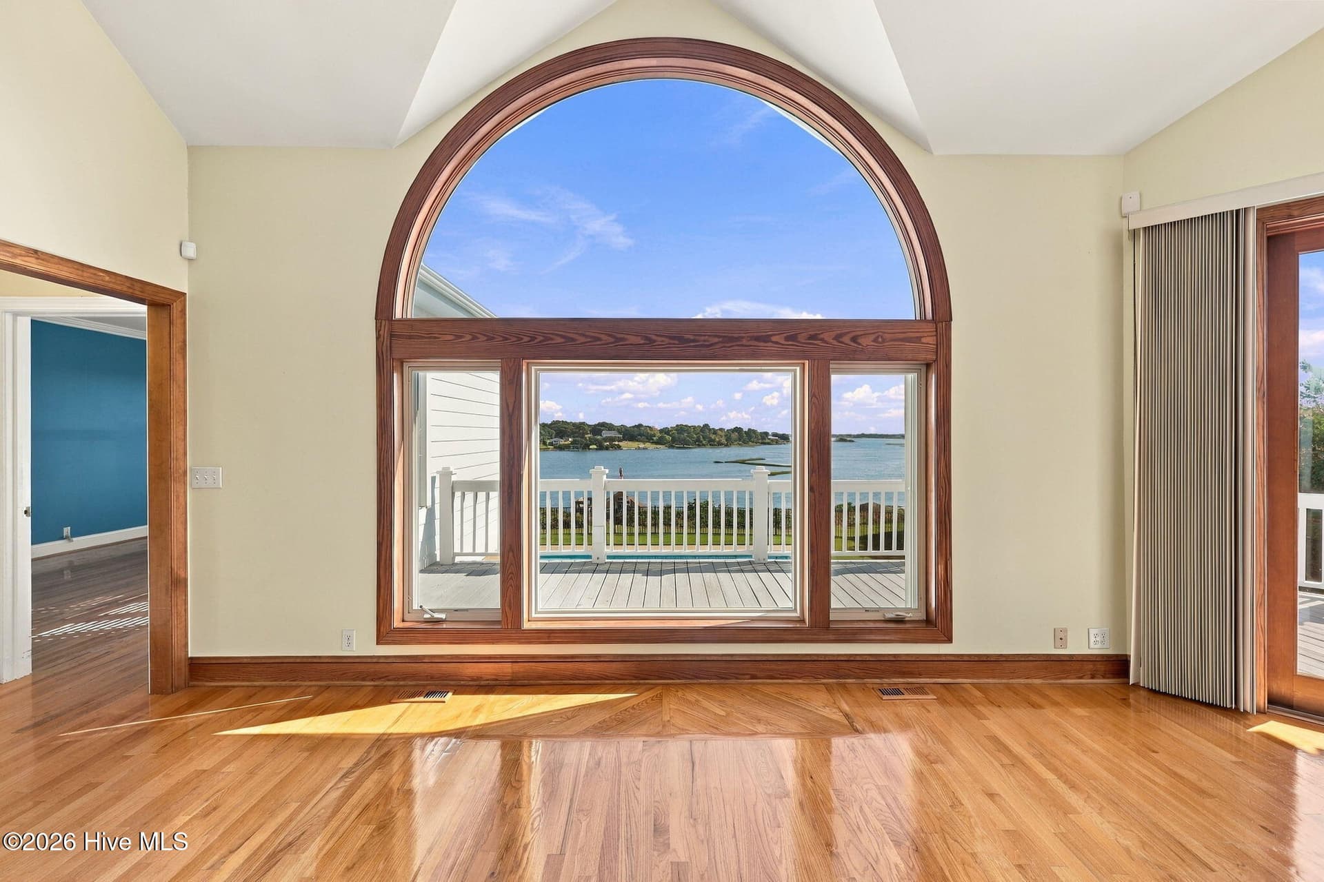 Single Family Residence at 526 Ballast Point Road, Hampstead, NC 28443, photo 7 of 67
