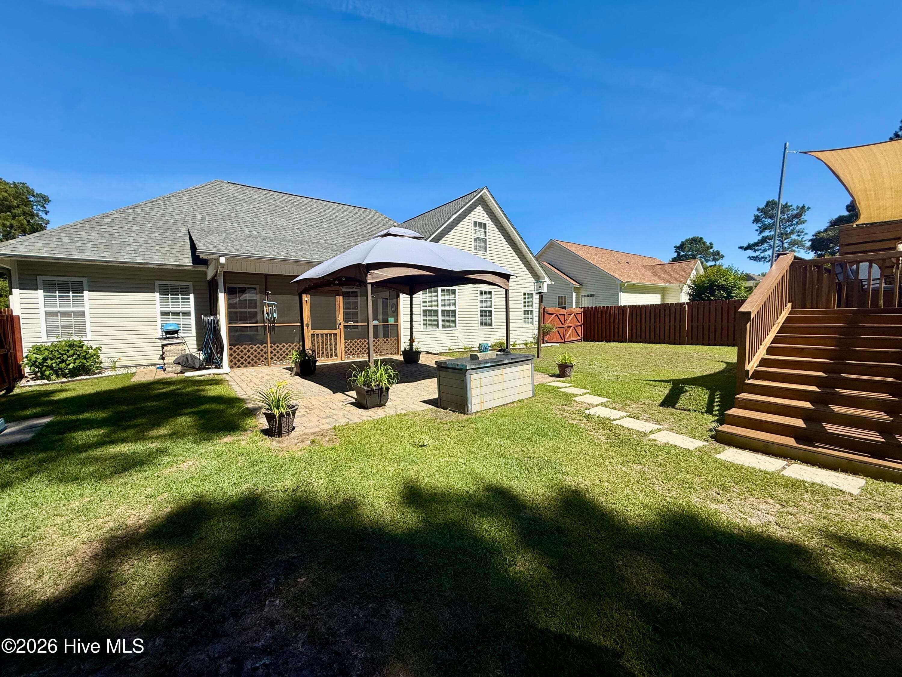 Single Family Residence at 408 N Belvedere Drive, Hampstead, NC 28443, photo 25 of 29