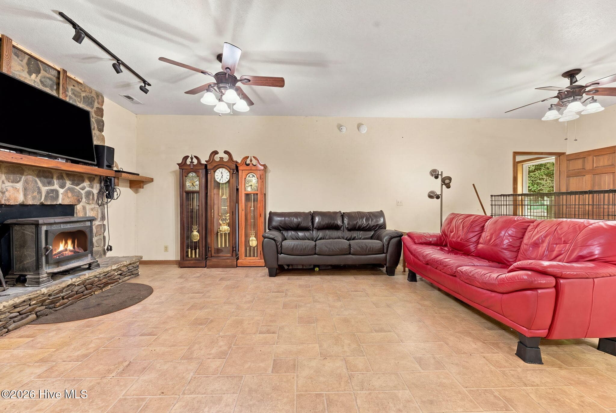 Single Family Residence at 6844 Martins Creek Road, Murphy, NC 28906, Murphy, photo 2 of 2