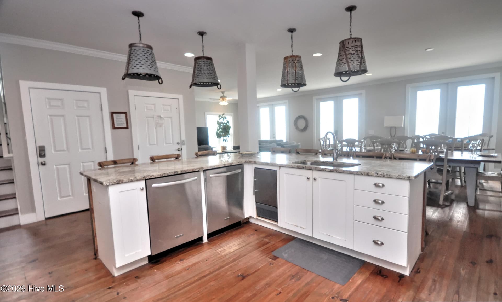 Single Family Residence at 140 E First Street, Ocean Isle Beach, NC 28469, photo 16 of 77