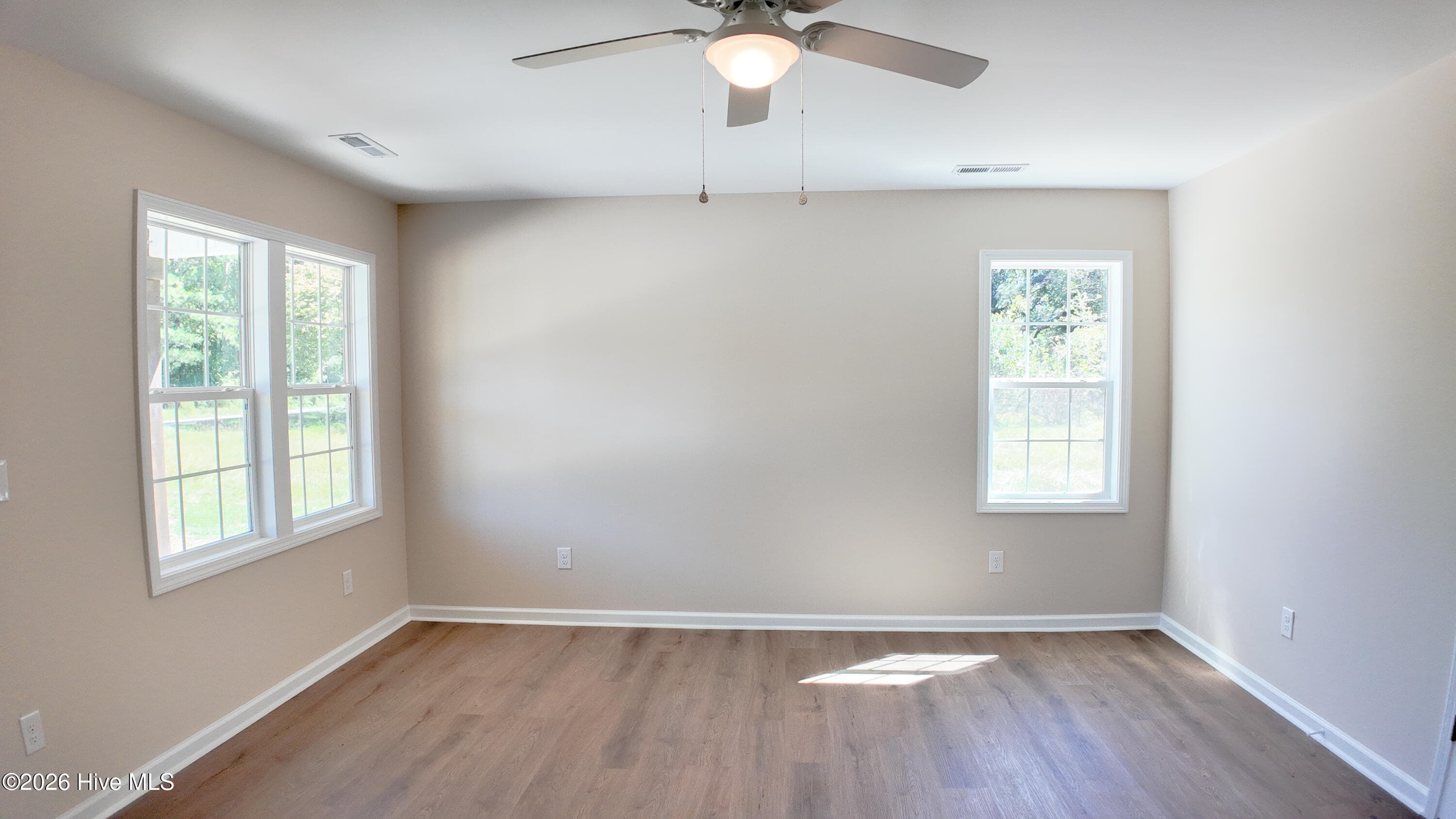 Single Family Residence at 769 Five Road, Clinton, NC 28328, photo 7 of 20