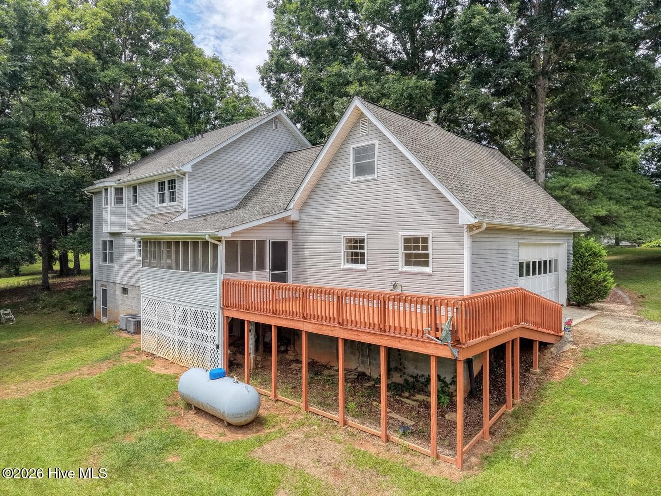 Single Family Residence at 151 Sharp Top Circle, Blairsville, GA 30512, photo 11 of 50