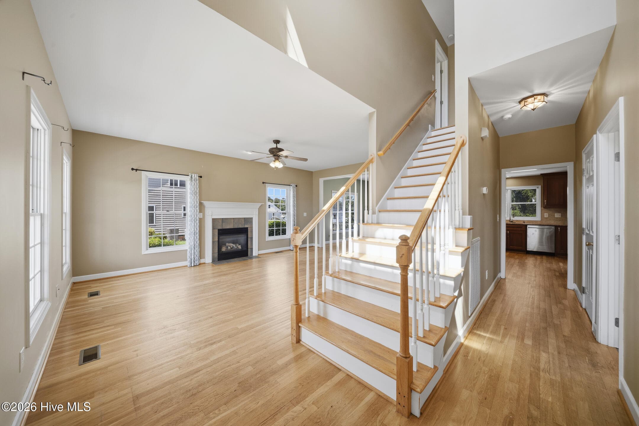 Single Family Residence at 117 Middle Point Road, Hampstead, NC 28443, photo 10 of 86