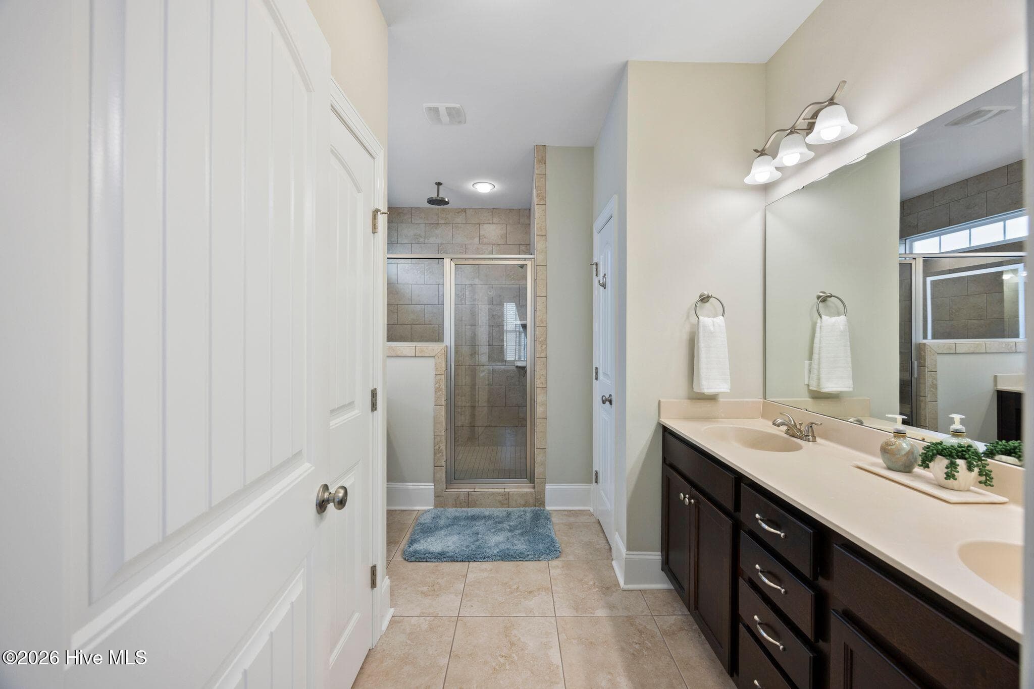 Single Family Residence at 6988 Ascension Drive SW, Ocean Isle Beach, NC 28469, photo 18 of 38