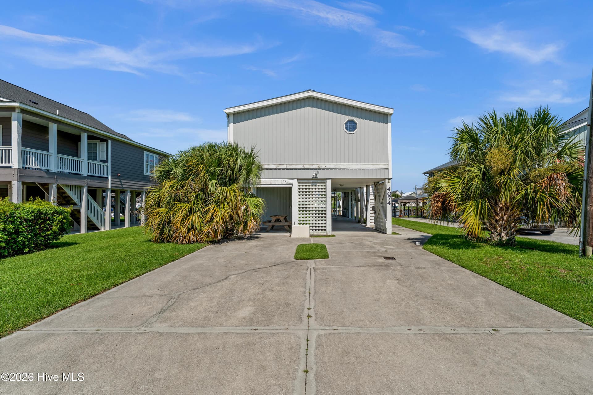 4074 4th Street, Surf City, NC 28445